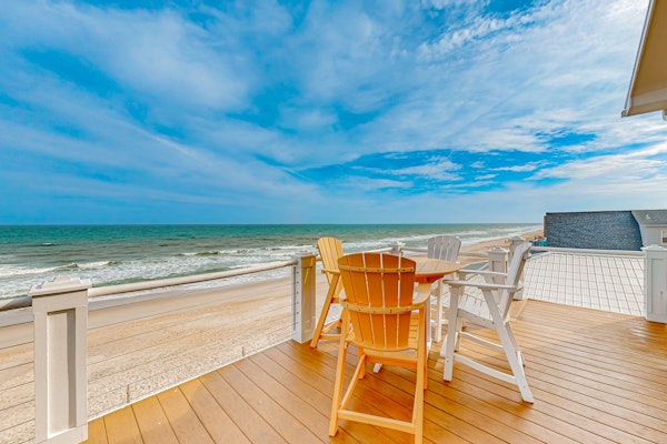 Beachfront home with beach access, private hot tub, pool, elevator, & game room