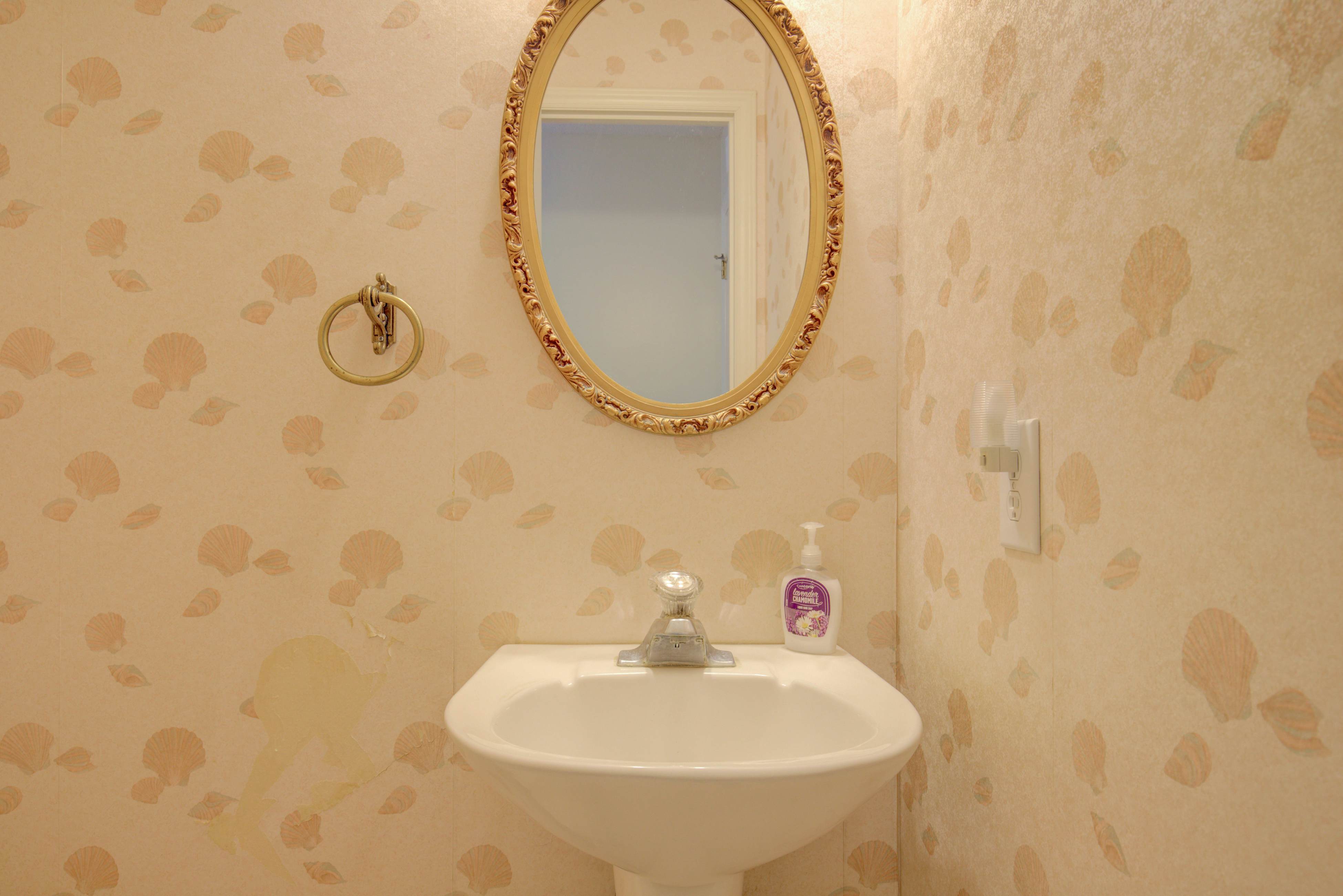 SC1908 Chambless at Ease