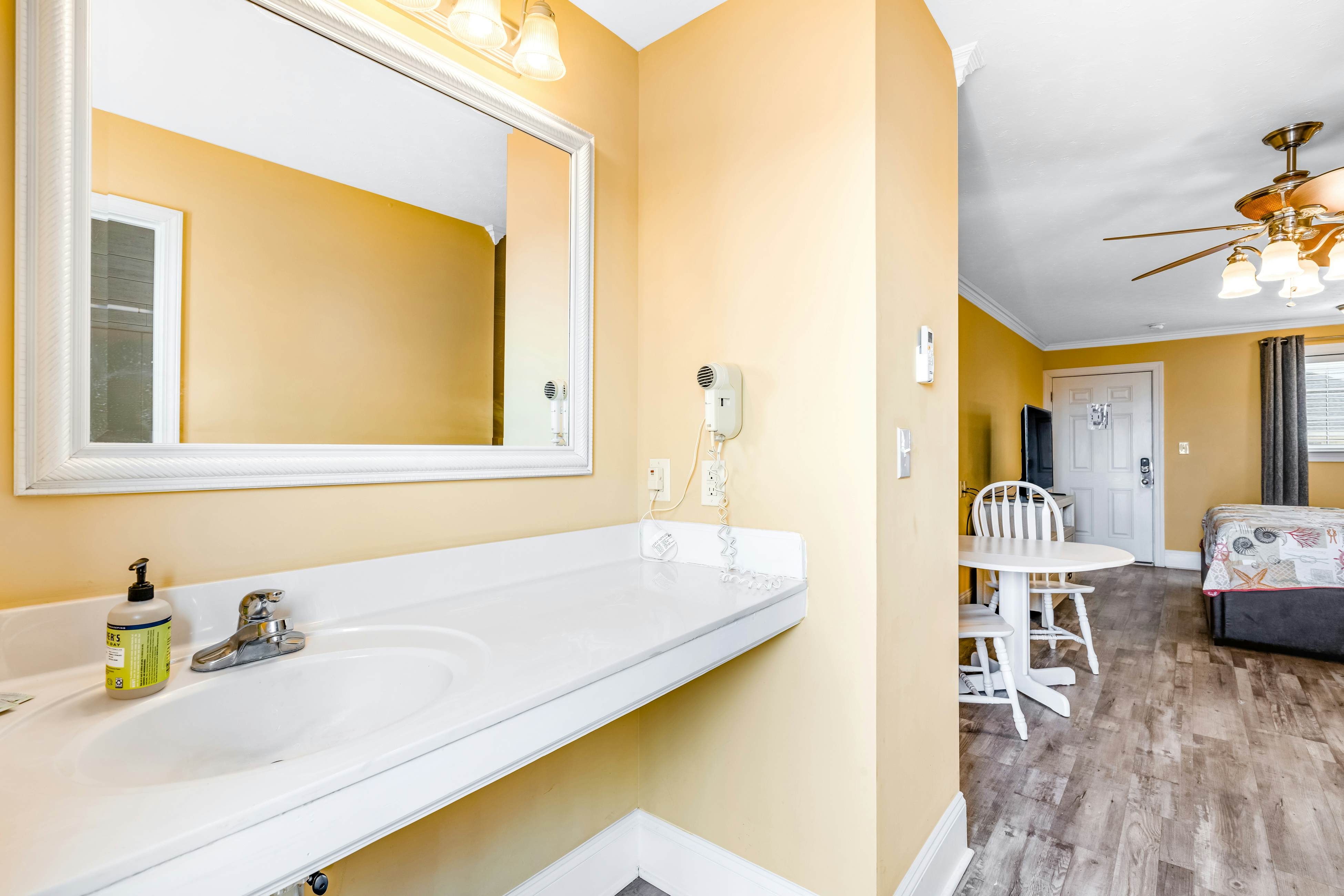 SCTM202 Sunset Bliss