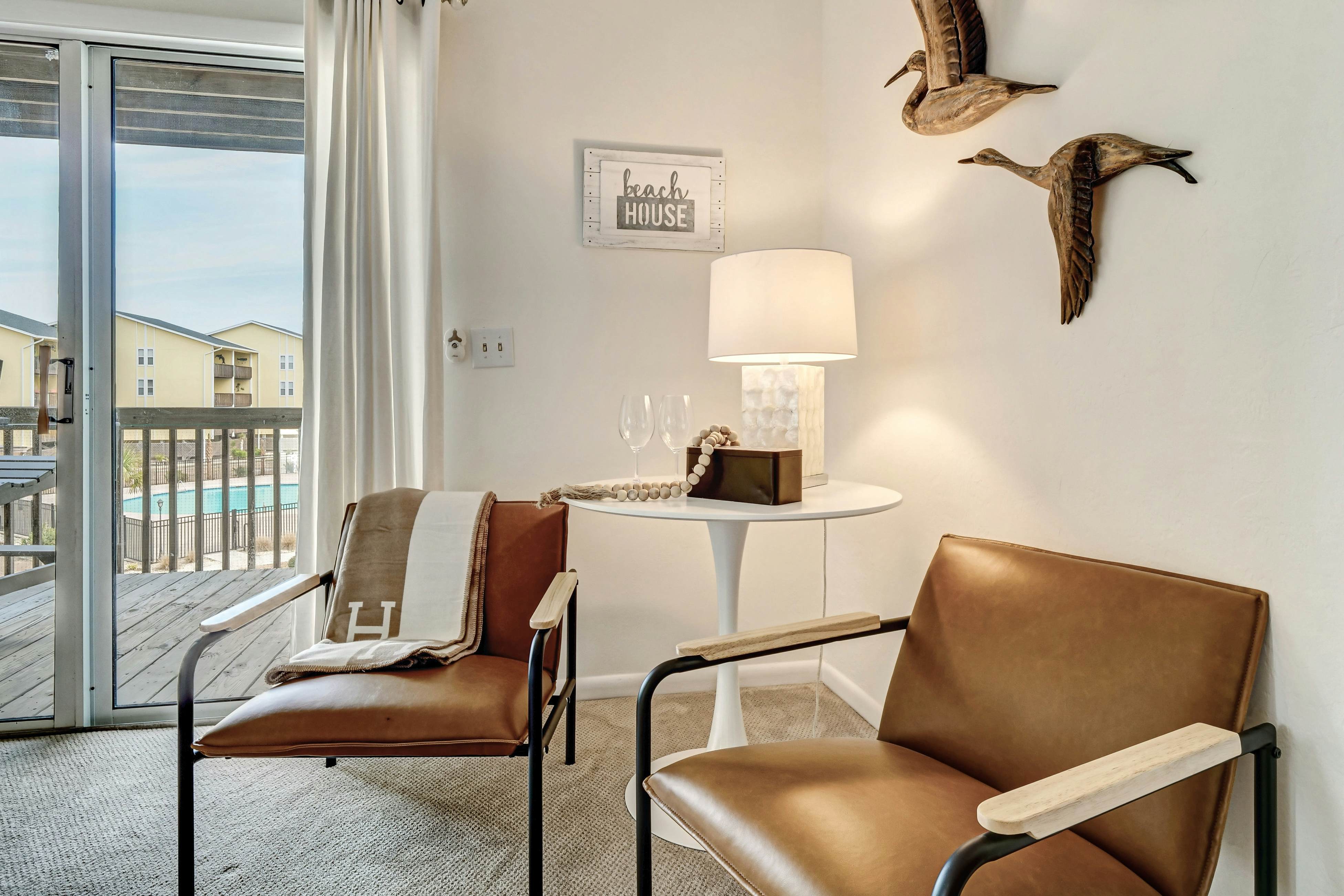 SCSC324 Surf Condo 324 - Blue Pelican