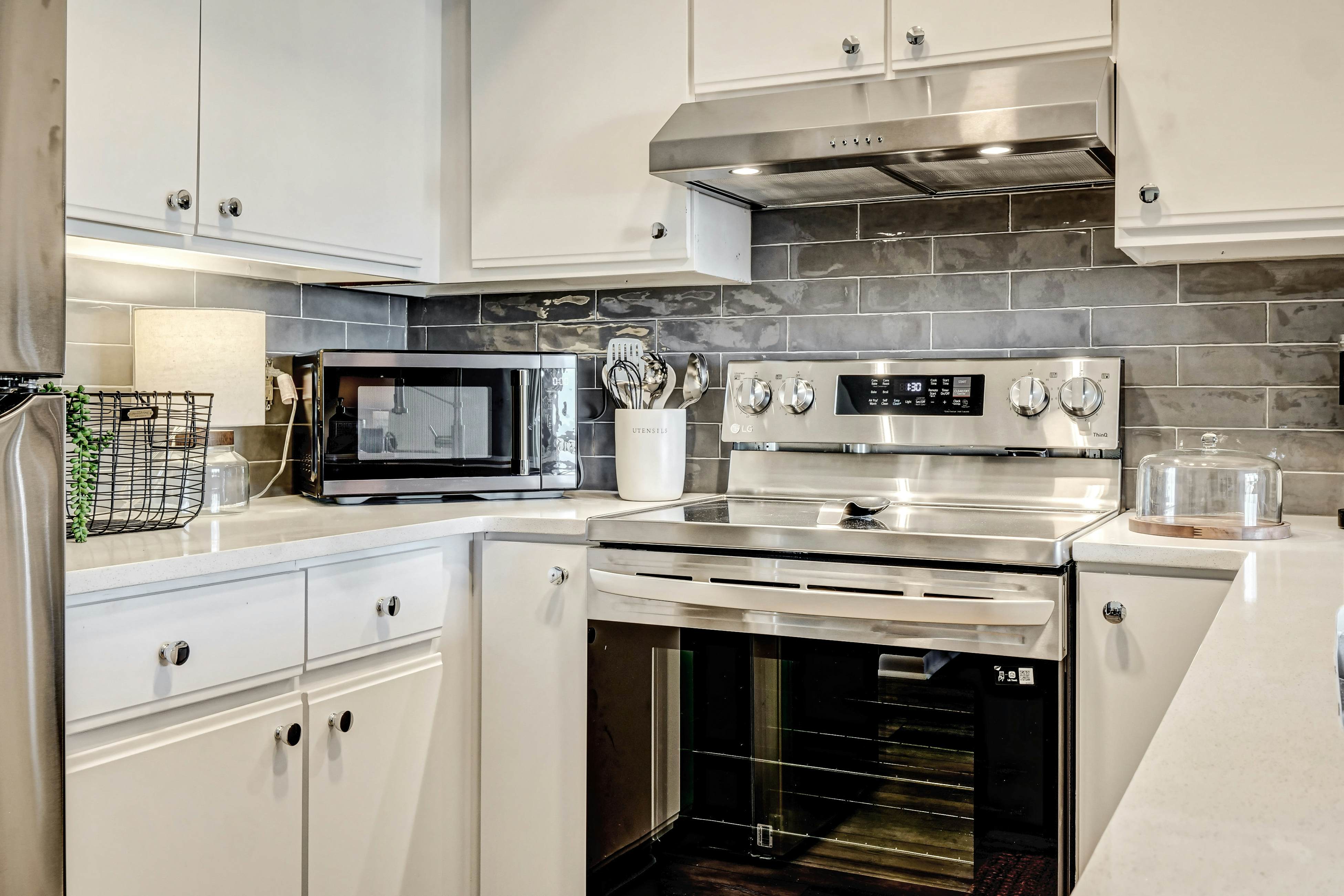 SCSC324 Surf Condo 324 - Blue Pelican