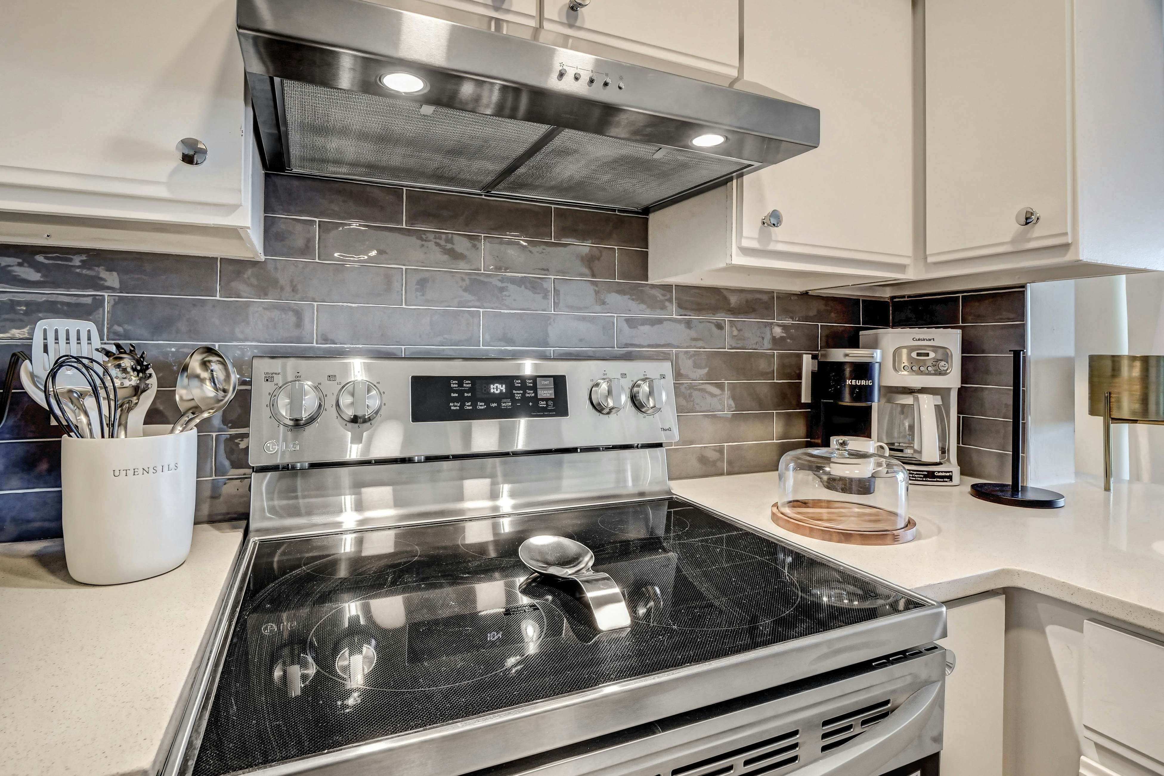 SCSC324 Surf Condo 324 - Blue Pelican