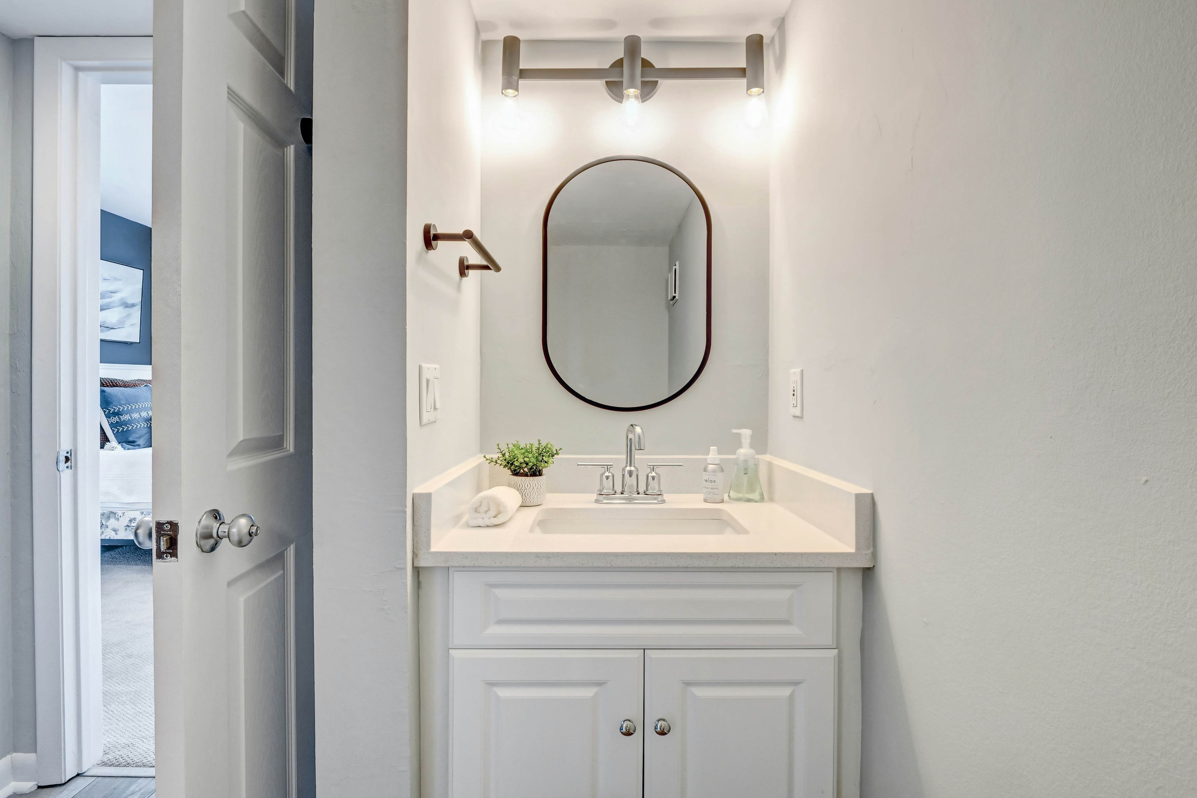 SCSC324 Surf Condo 324 - Blue Pelican