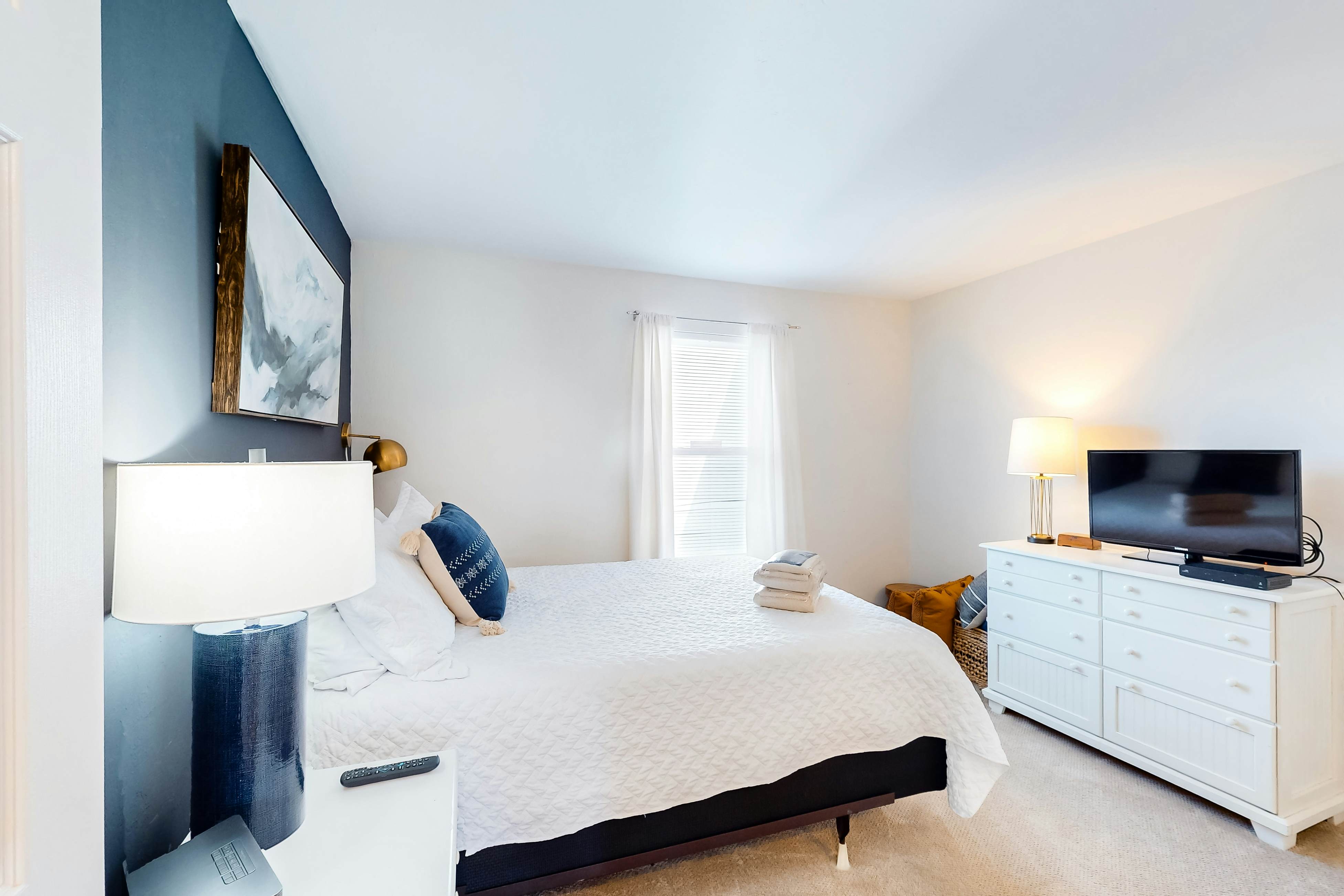 SCSC324 Surf Condo 324 - Blue Pelican