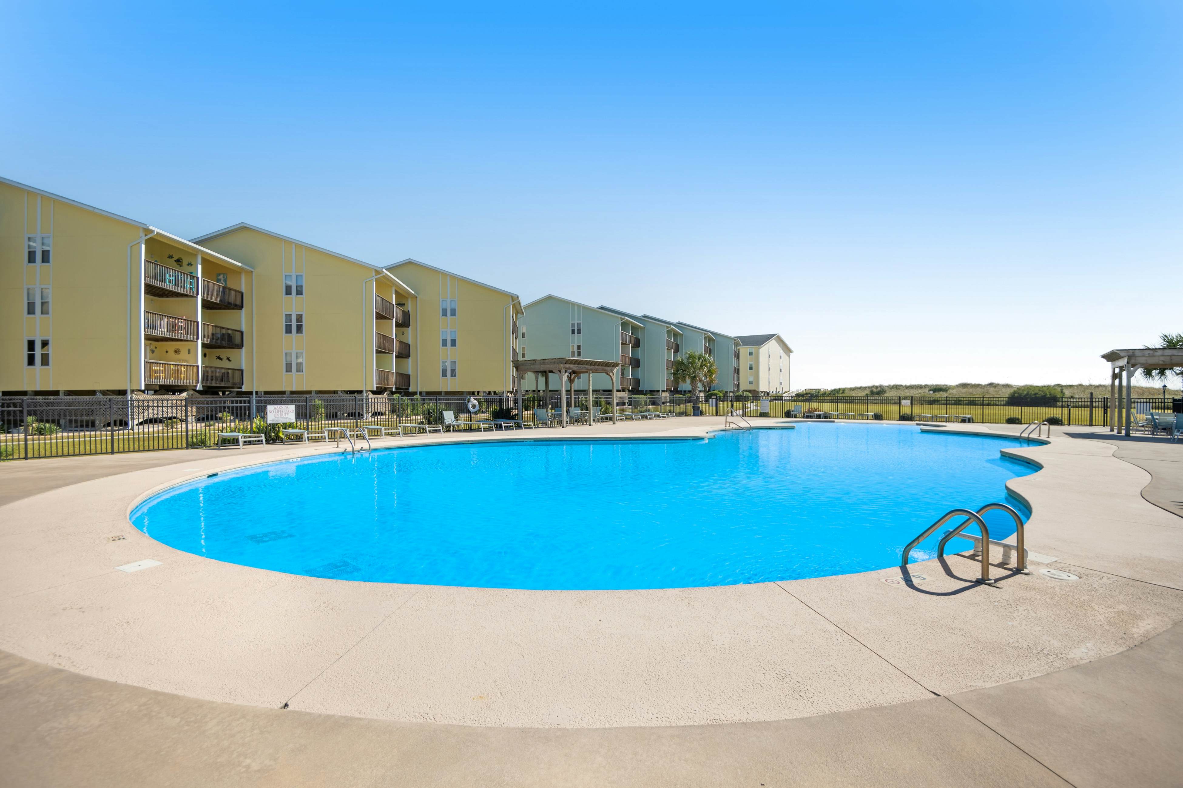 SCSC324 Surf Condo 324 - Blue Pelican