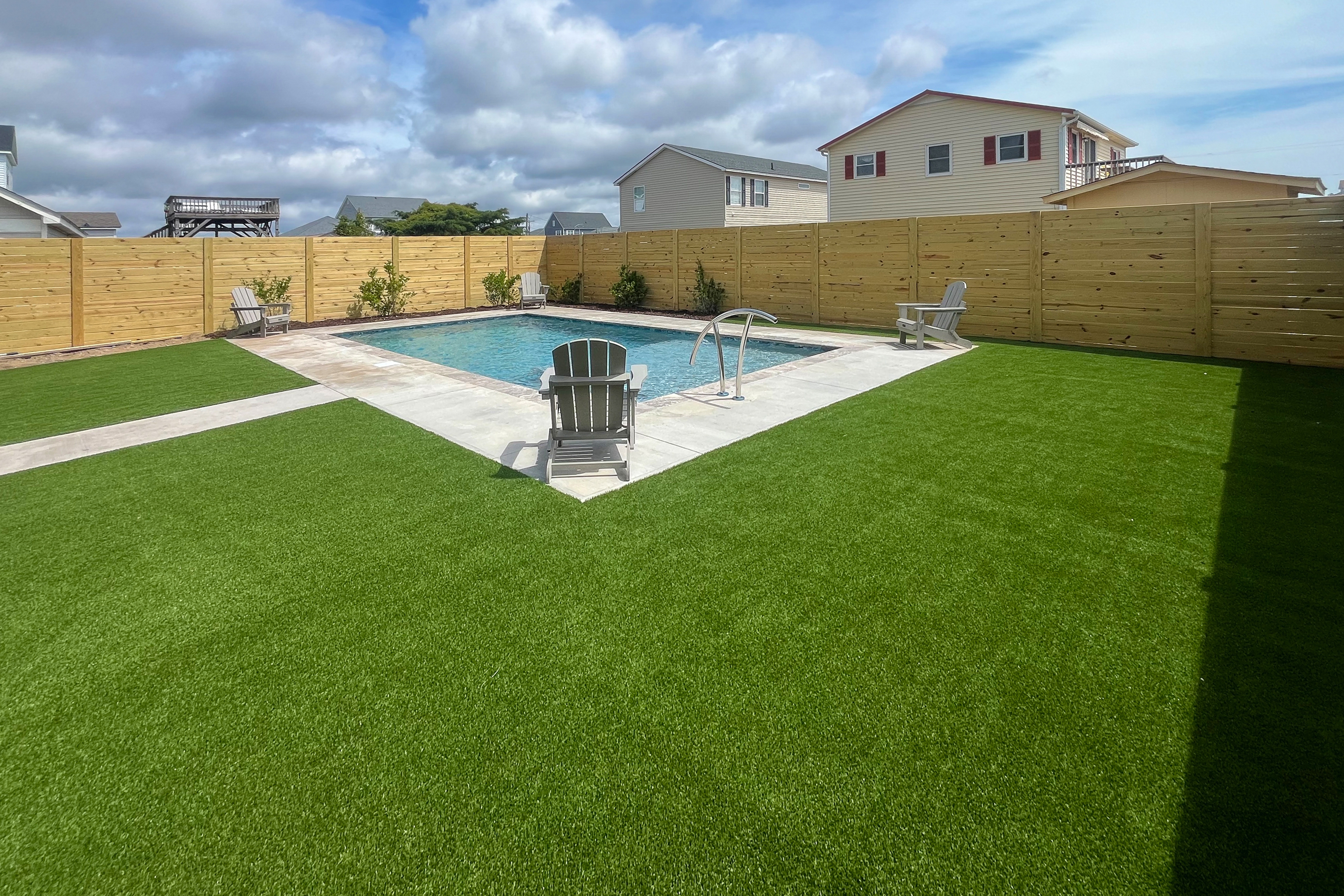 Coastal home with short walk to the beach- Dogs Welcome