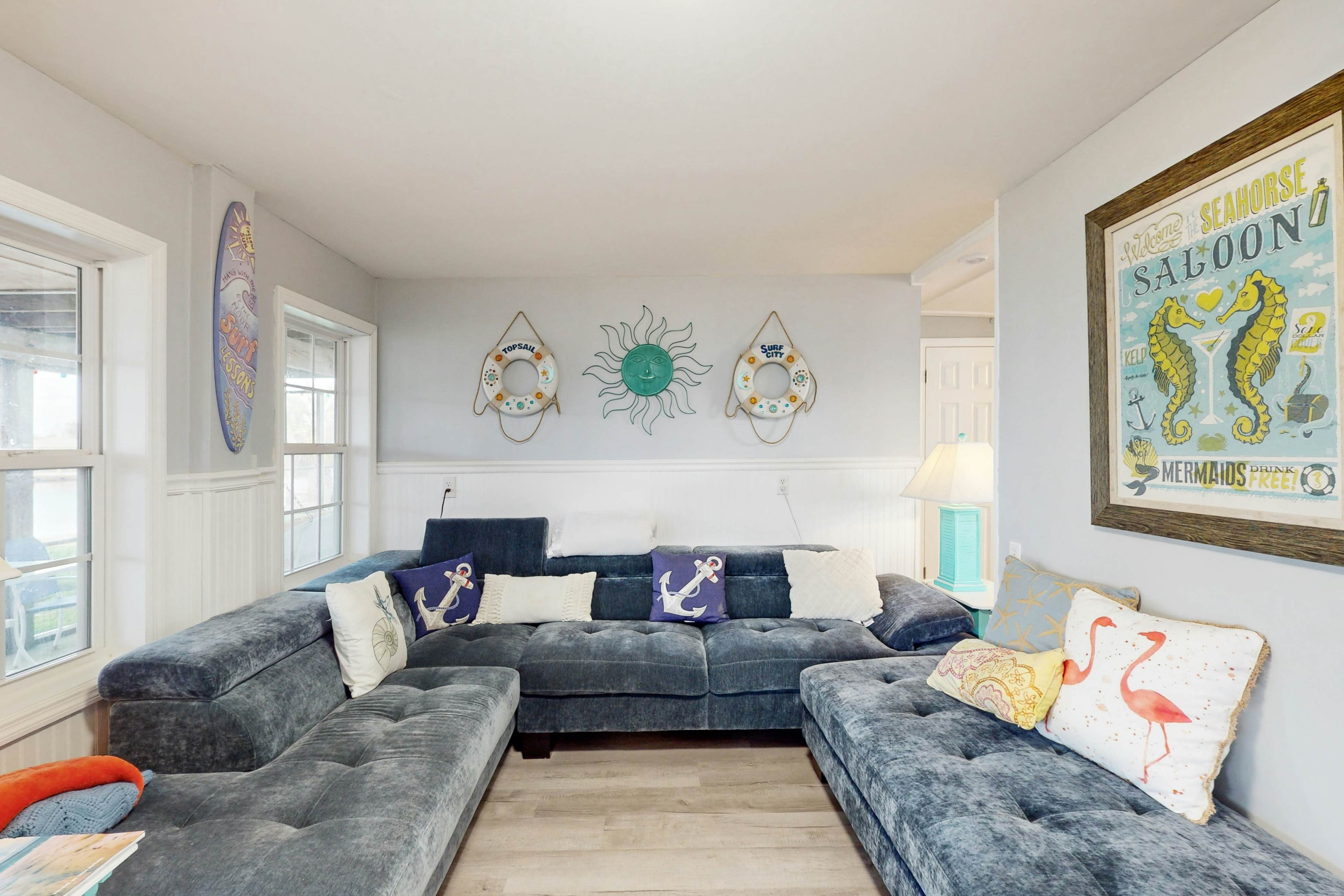 SC7119 The Silver Anchor