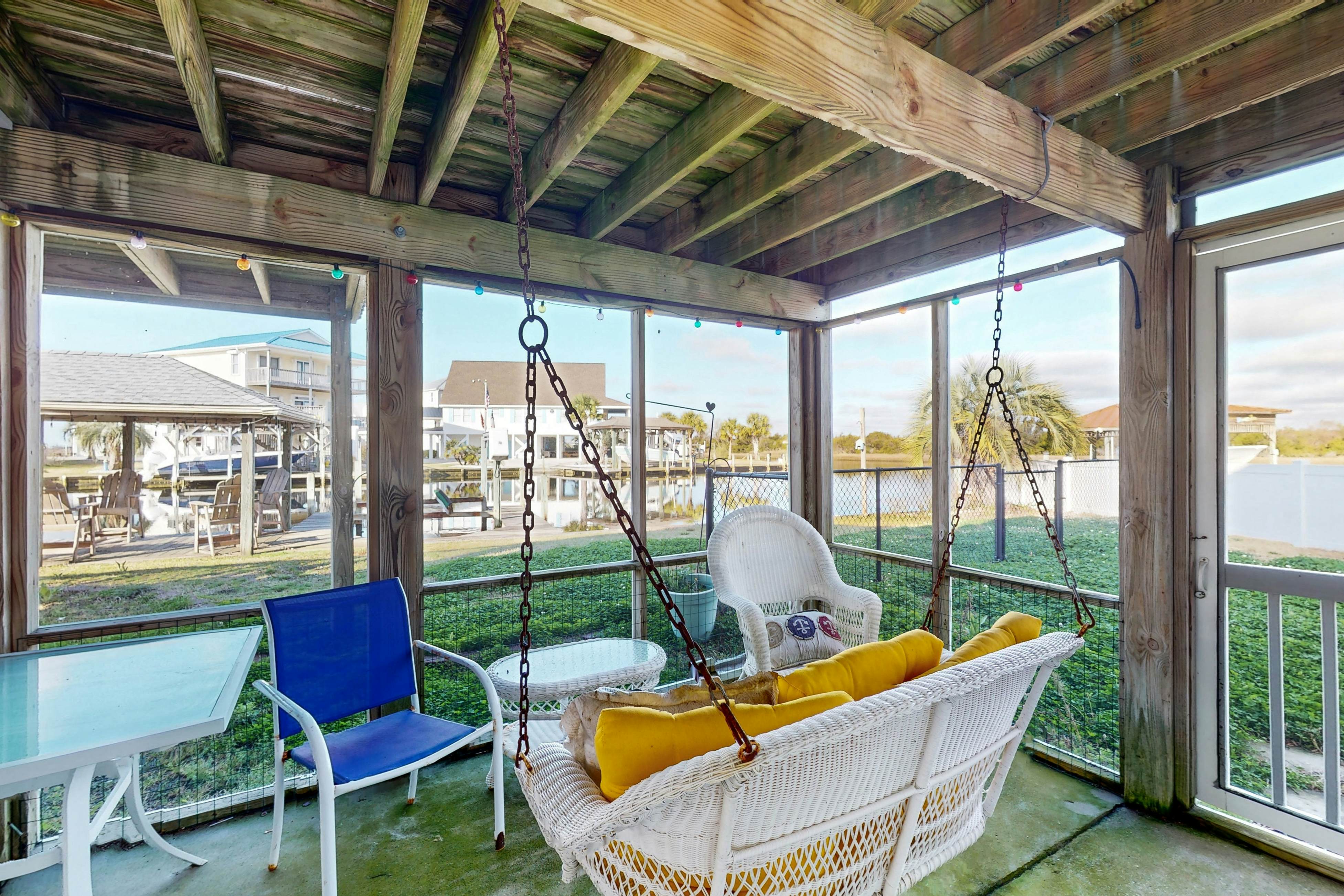 SC7119 The Silver Anchor