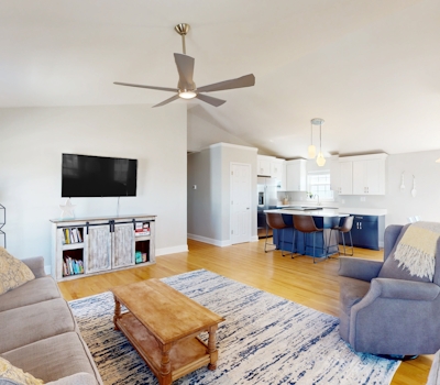 SC8026 The Hornet's Nest