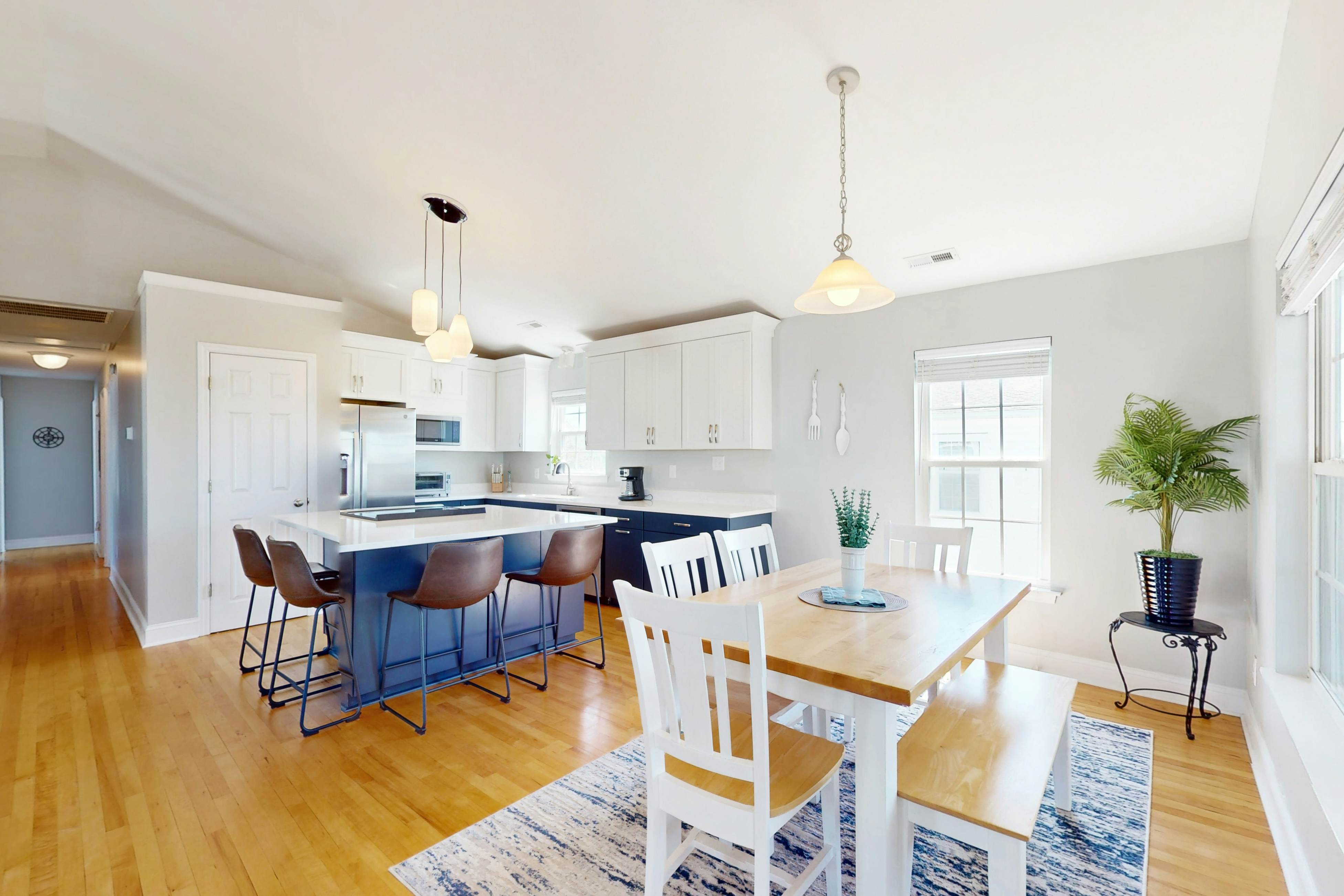 SC8026 The Hornet's Nest