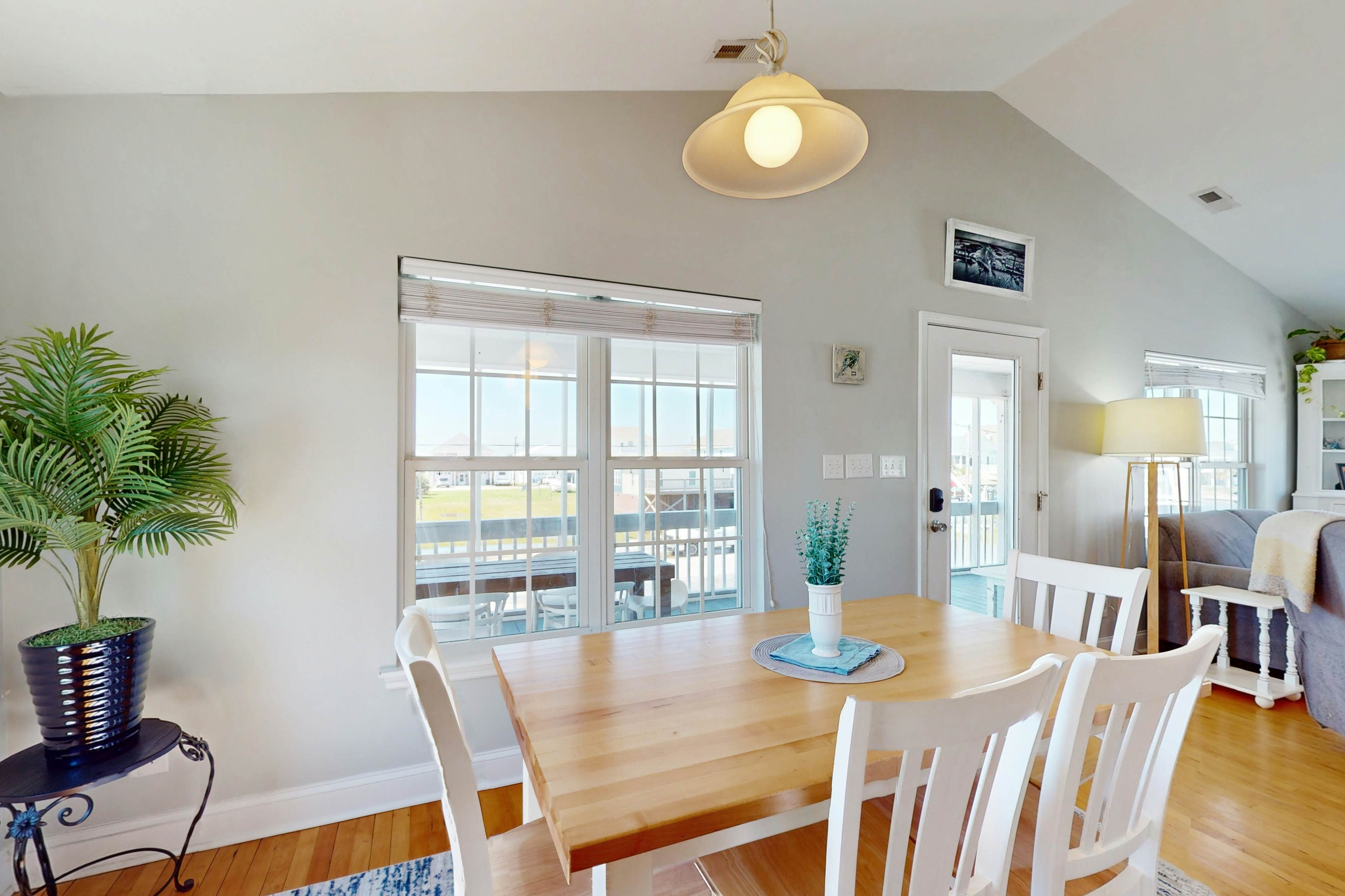 SC8026 The Hornet's Nest