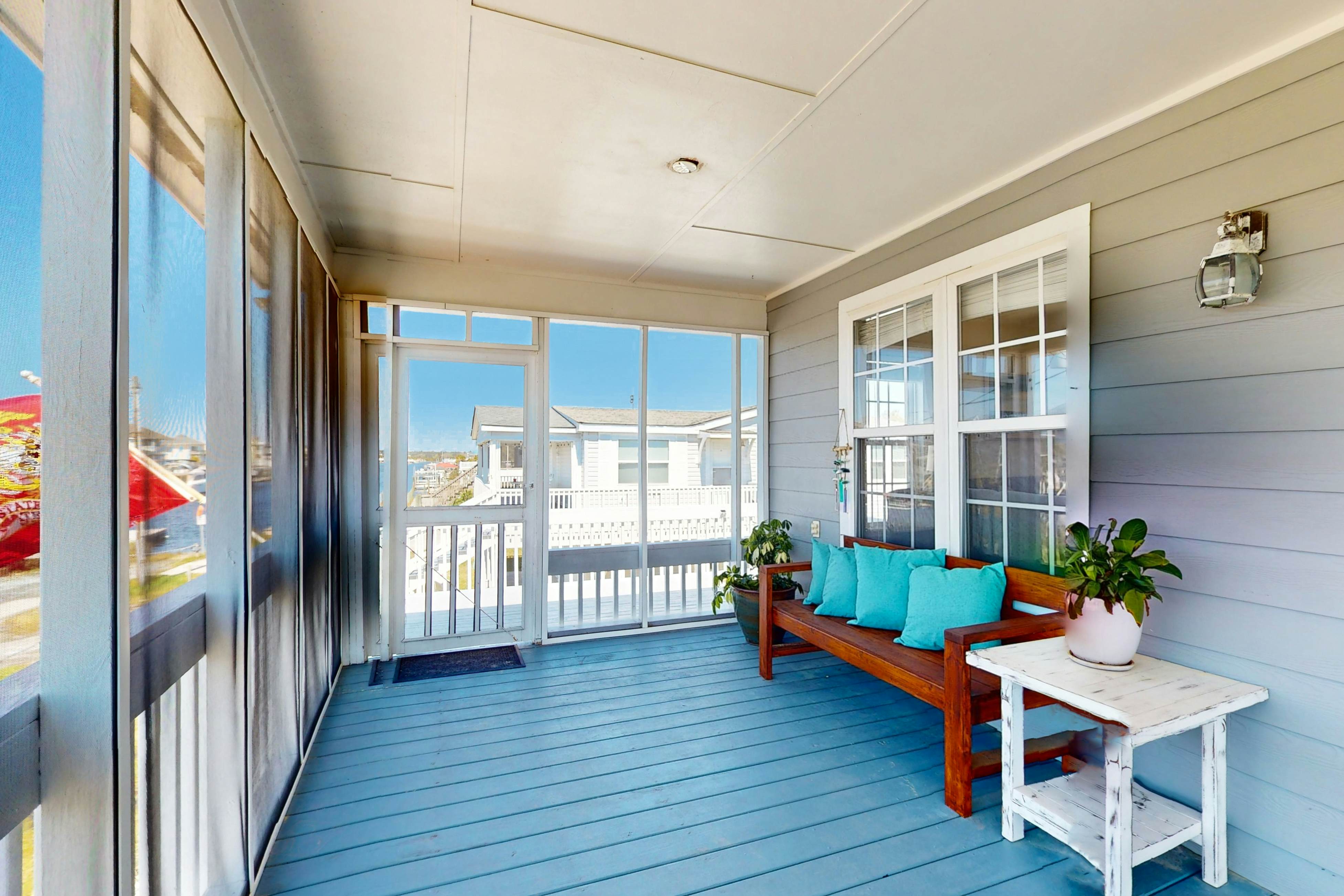 SC8026 The Hornet's Nest