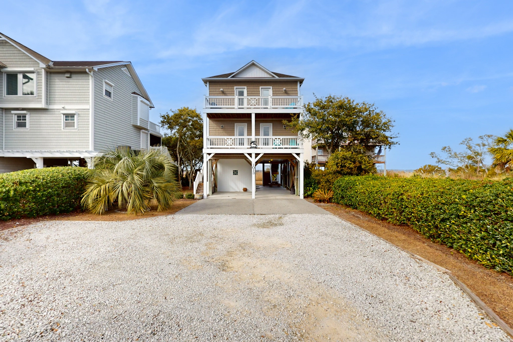 SC1013 Mahara-A Coastal Retreat