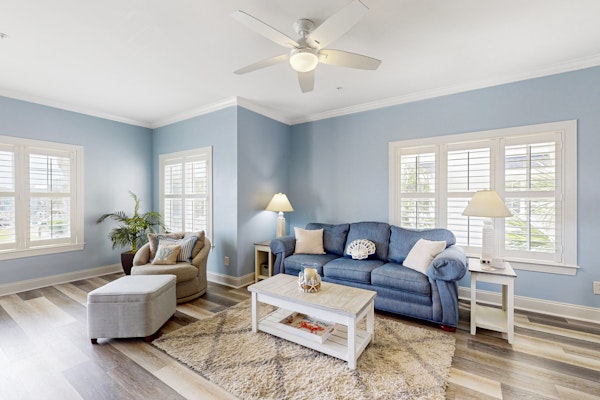 Stylish Coastal Condo w/ Pool & Balcony - Walk to the Beach