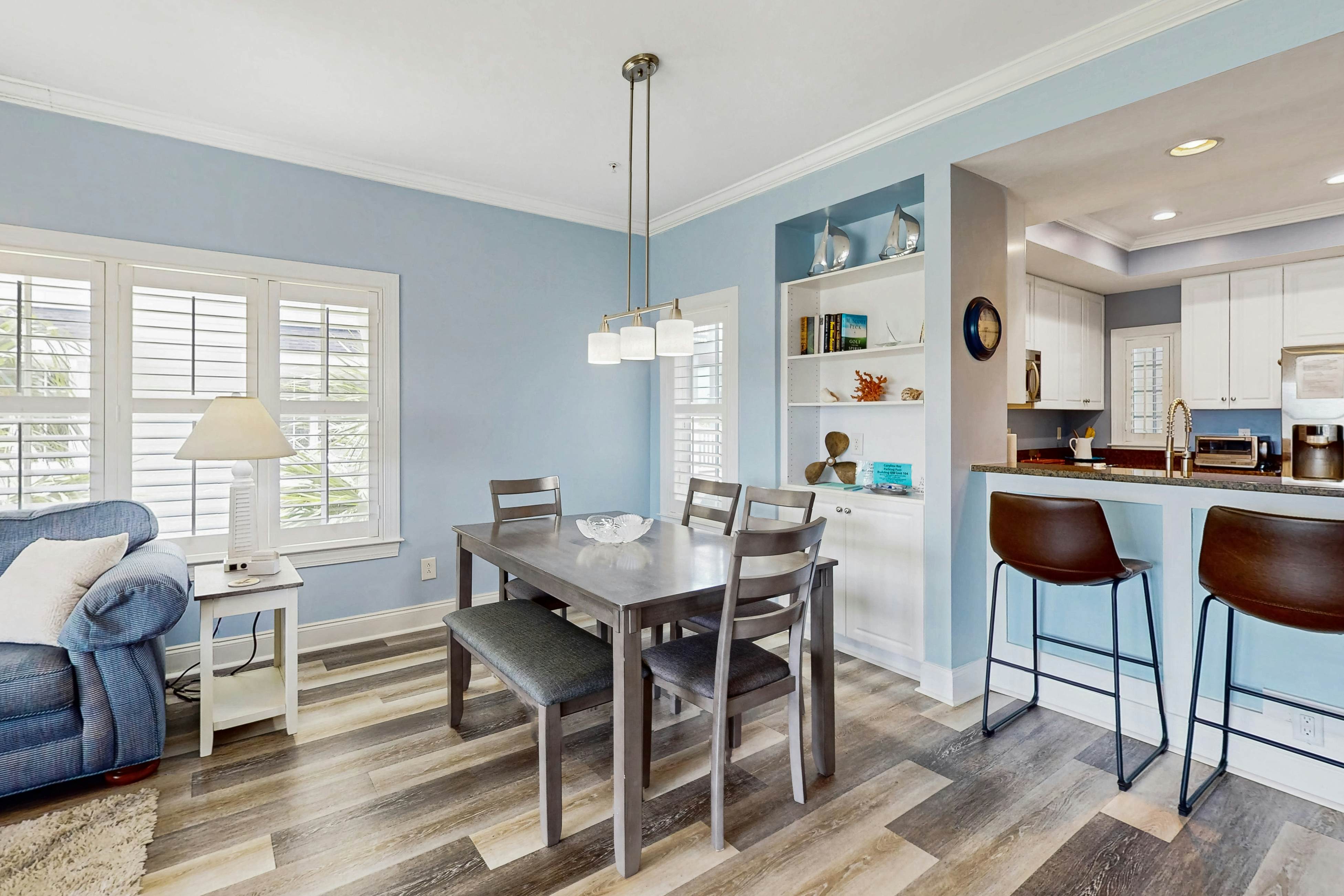 CB08 Sitting on the Dock of the Bay