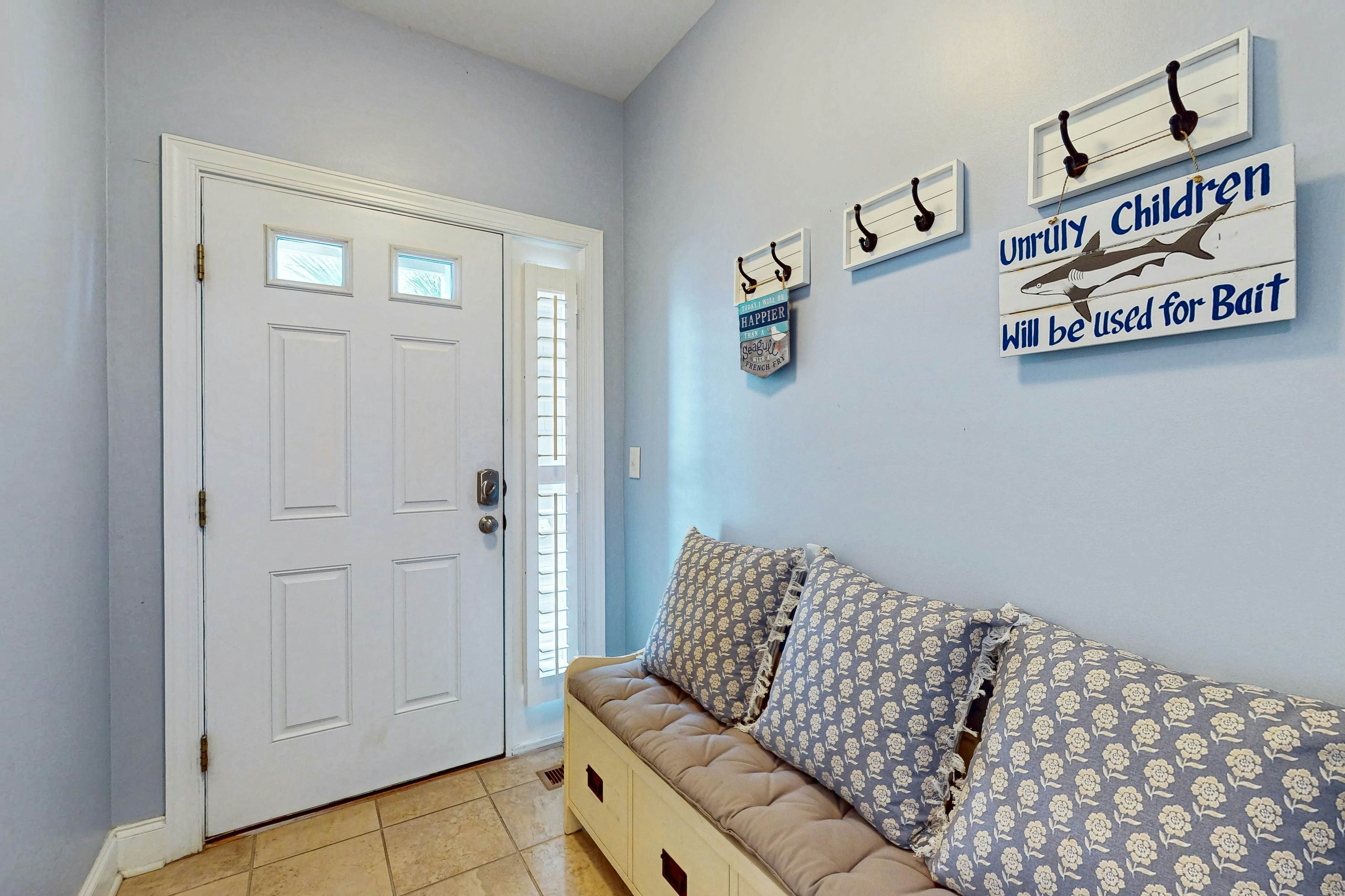 CB08 Sitting on the Dock of the Bay