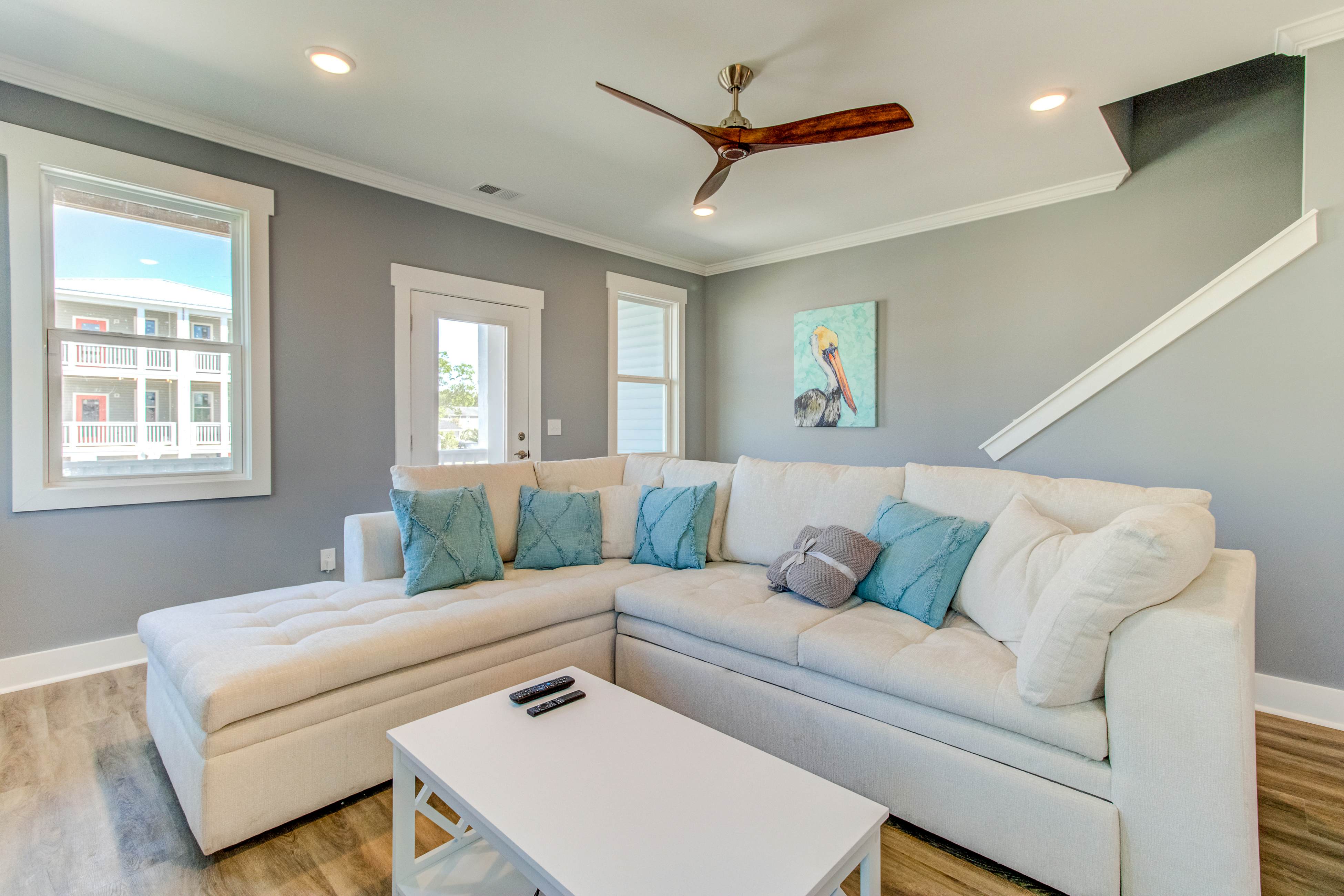 CB22A #1 Mack-A Coastal Escape