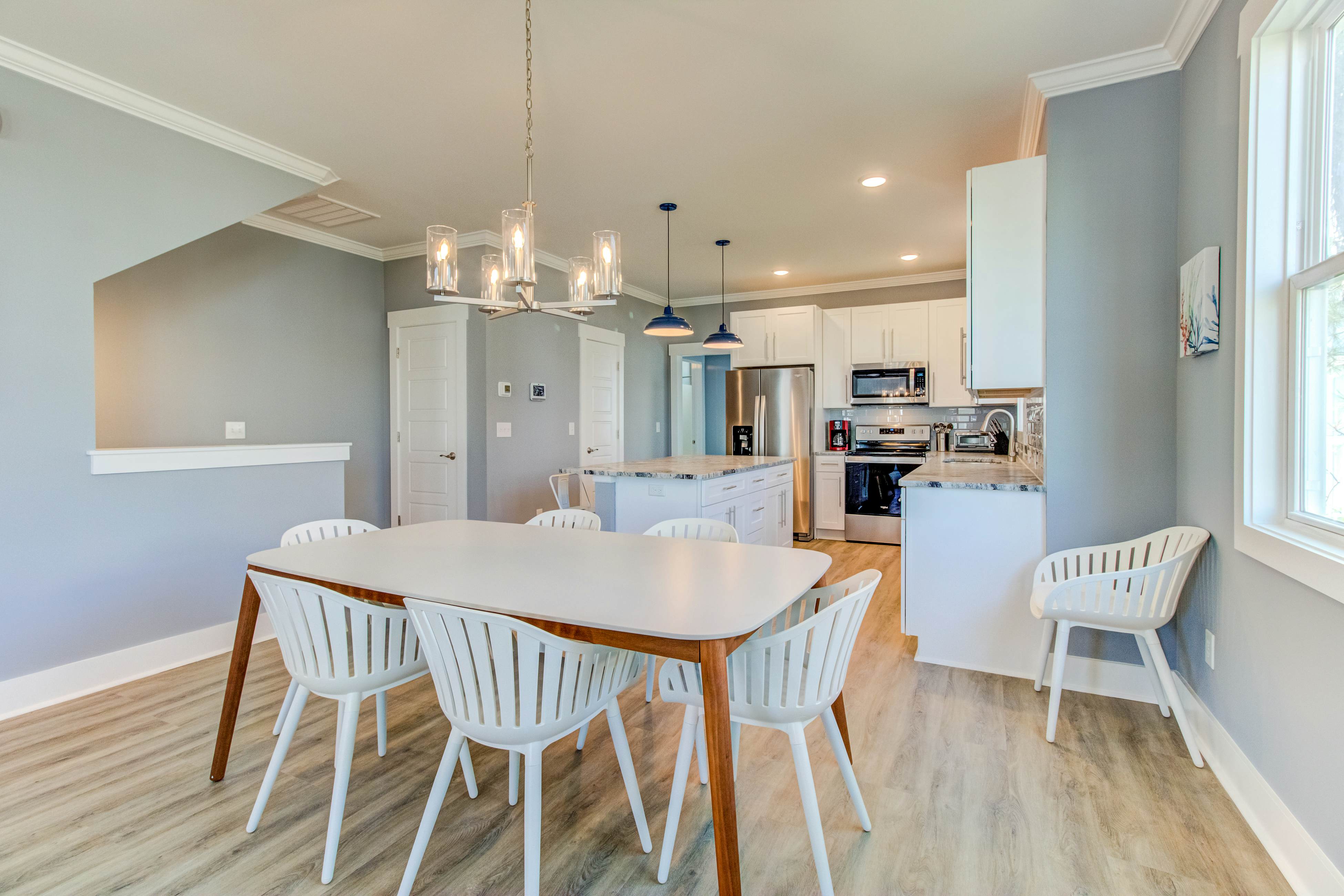 CB22A #1 Mack-A Coastal Escape