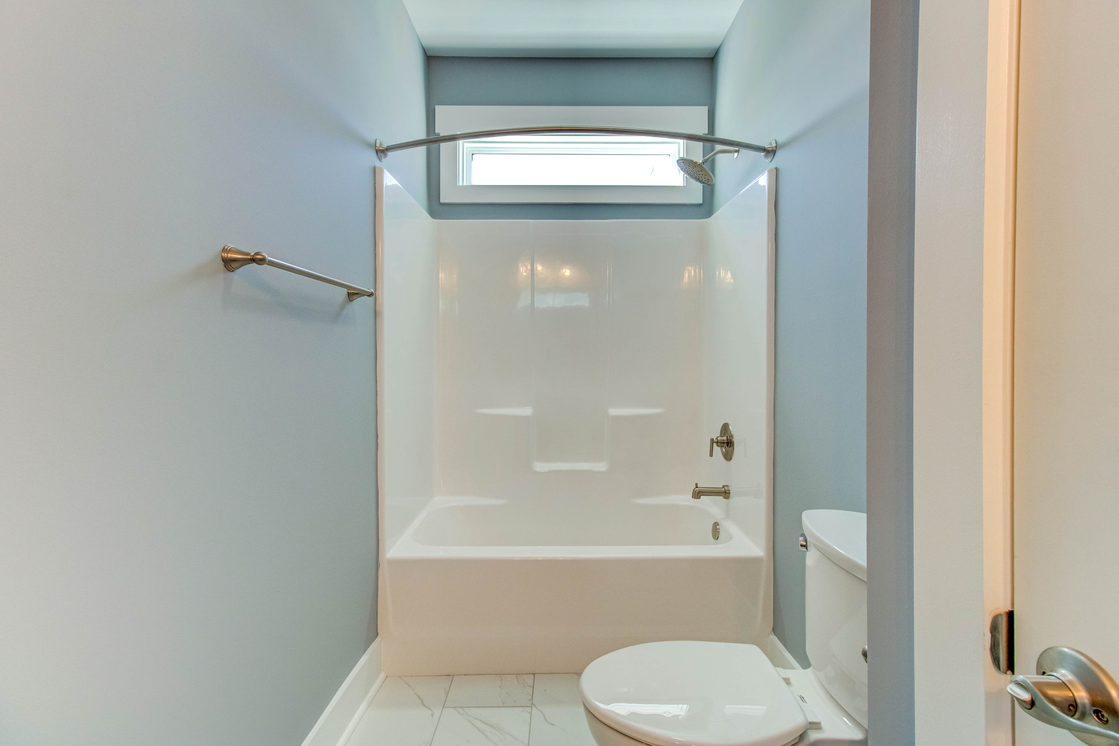 CB22A #1 Mack-A Coastal Escape