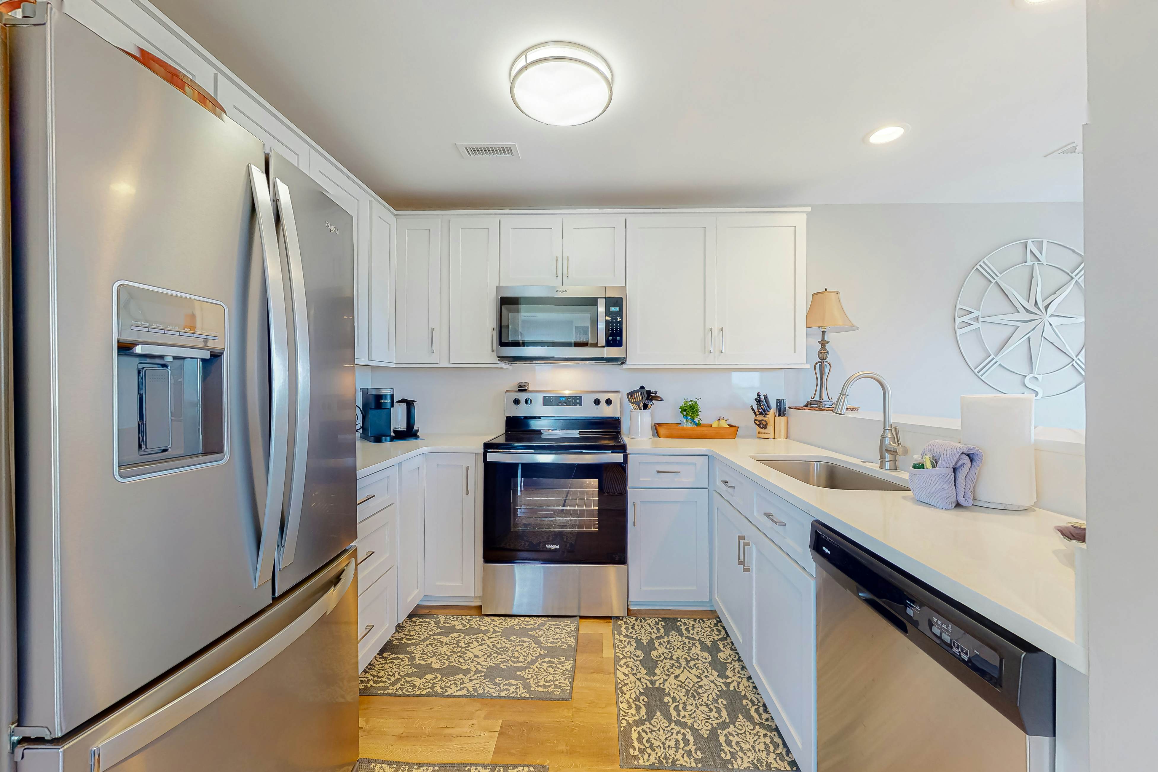 TBSP2120B Compass Rose - Serenity Point