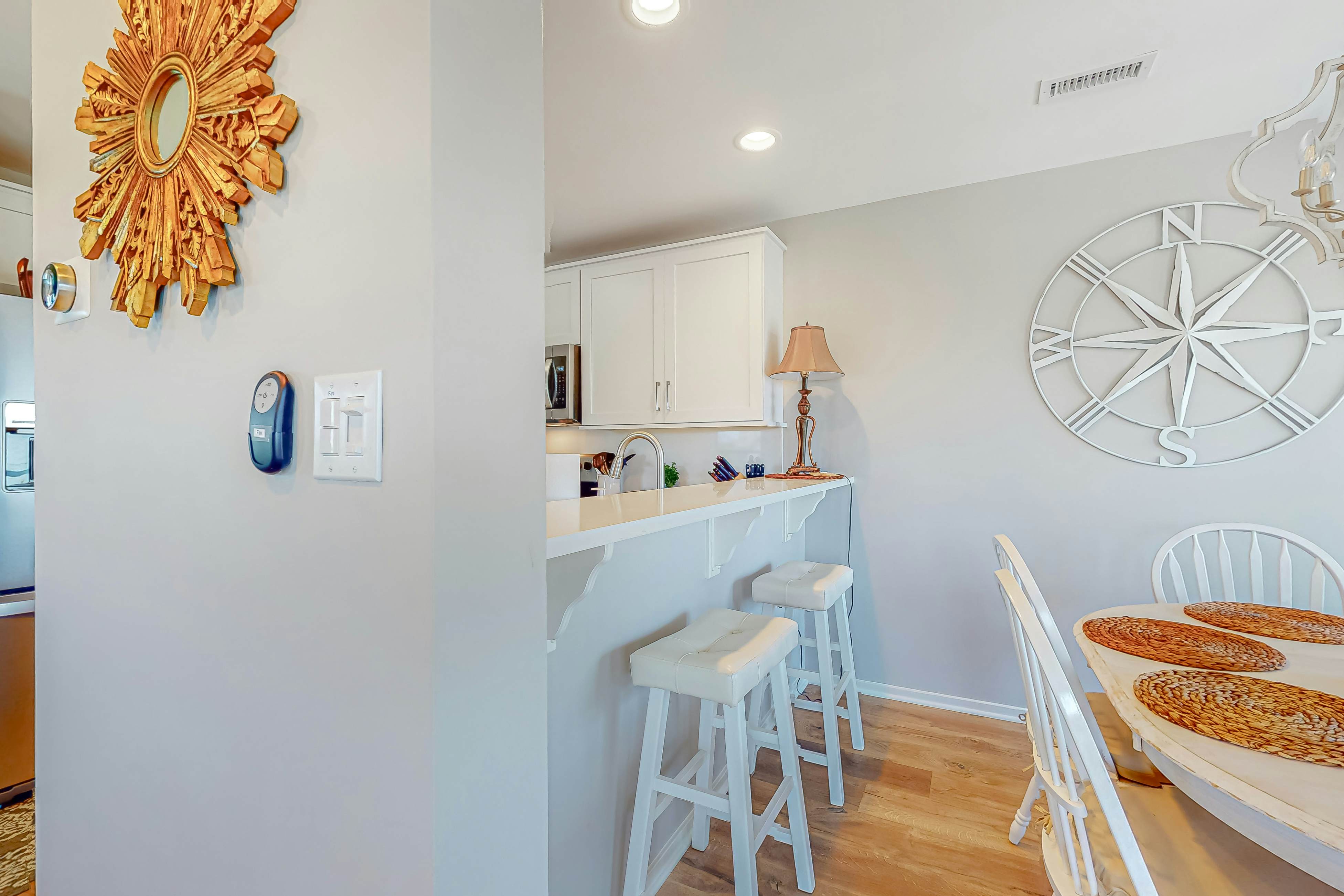 TBSP2120B Compass Rose - Serenity Point