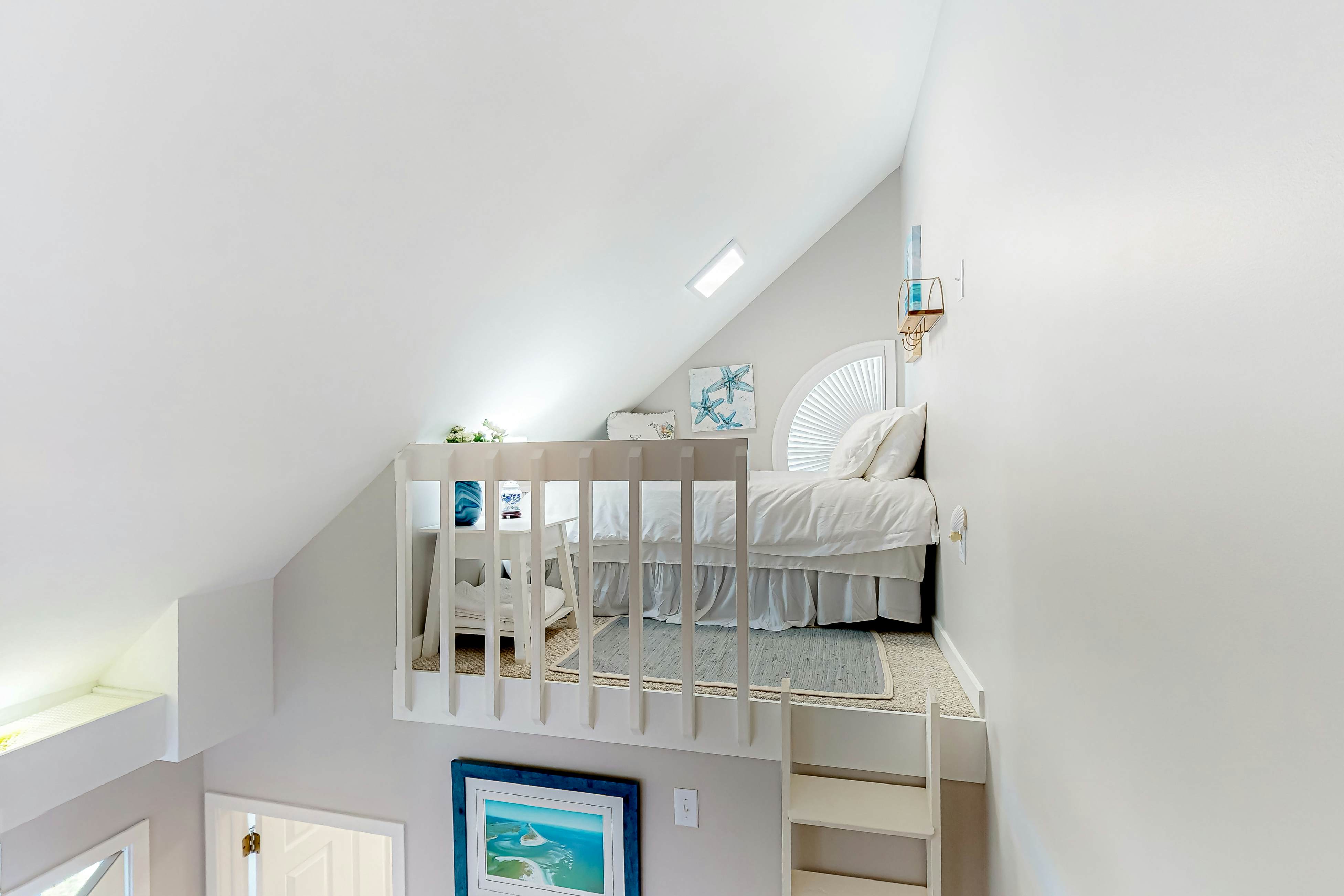 TBSP2120B Compass Rose - Serenity Point