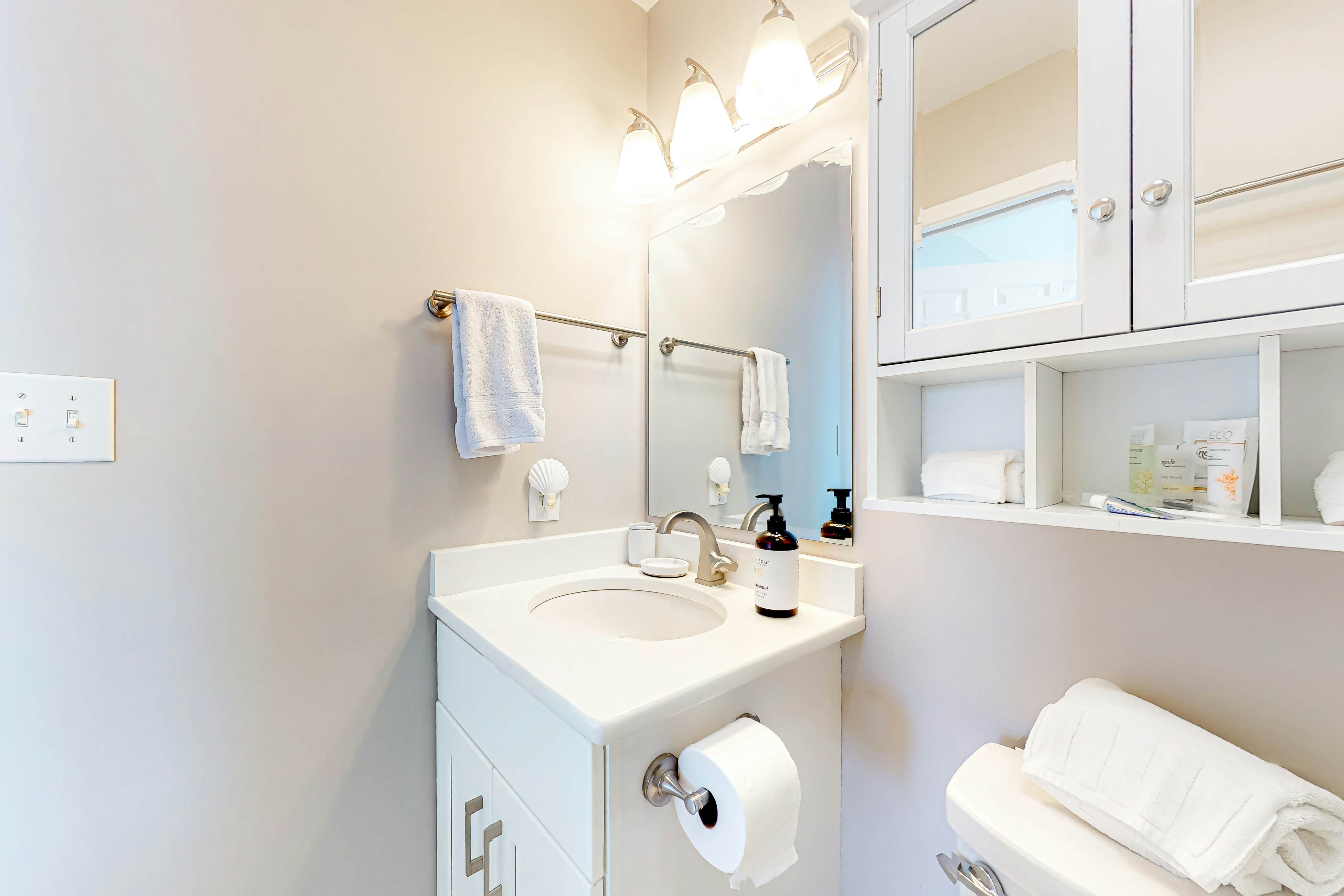 TBSP2120B Compass Rose - Serenity Point