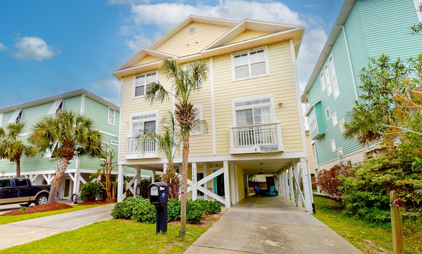 Stylish Condo | 2 Balconies | 350 Yards to Beach, 1 Block to Lake Park Blvd