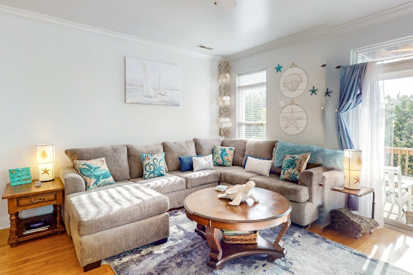 Stylish Condo | 2 Balconies | 350 Yards to Beach, 1 Block to Lake Park Blvd