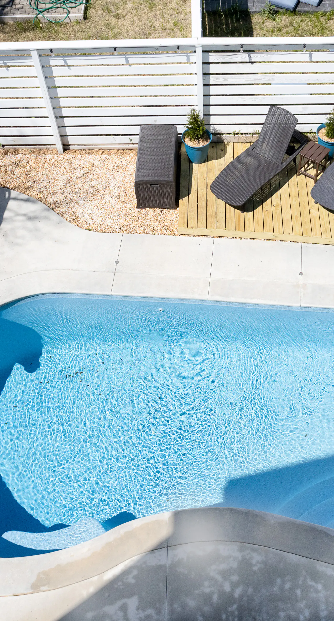 CB04 Spacious Beach Retreat