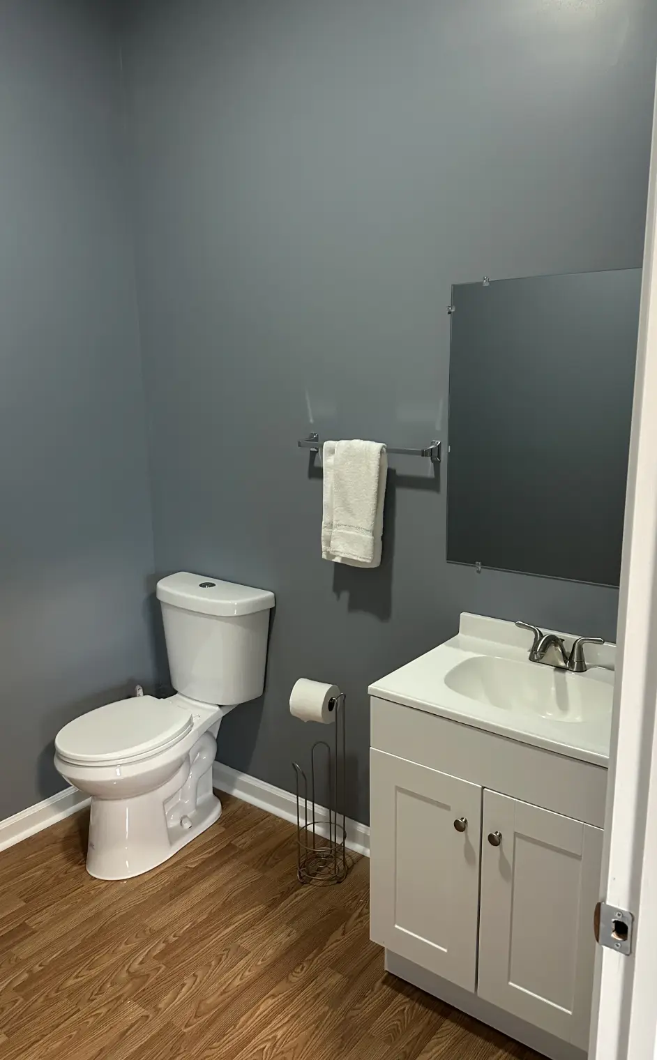 CB04 Spacious Beach Retreat