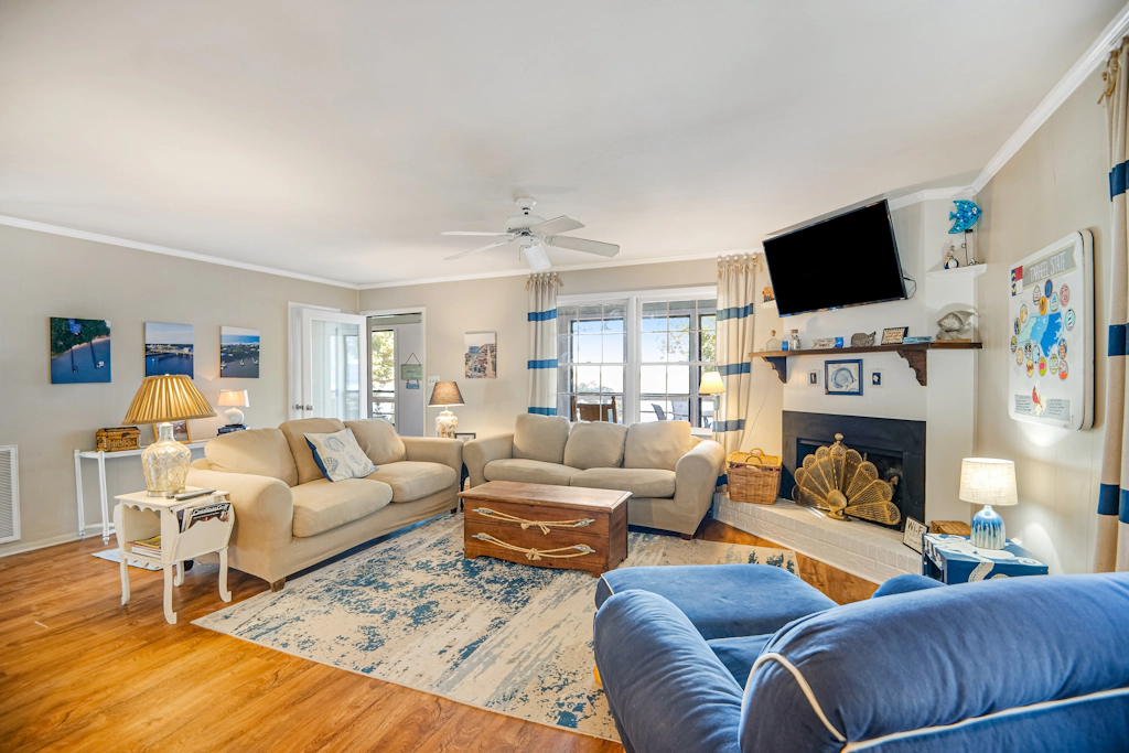 TB208C Bland's Landing