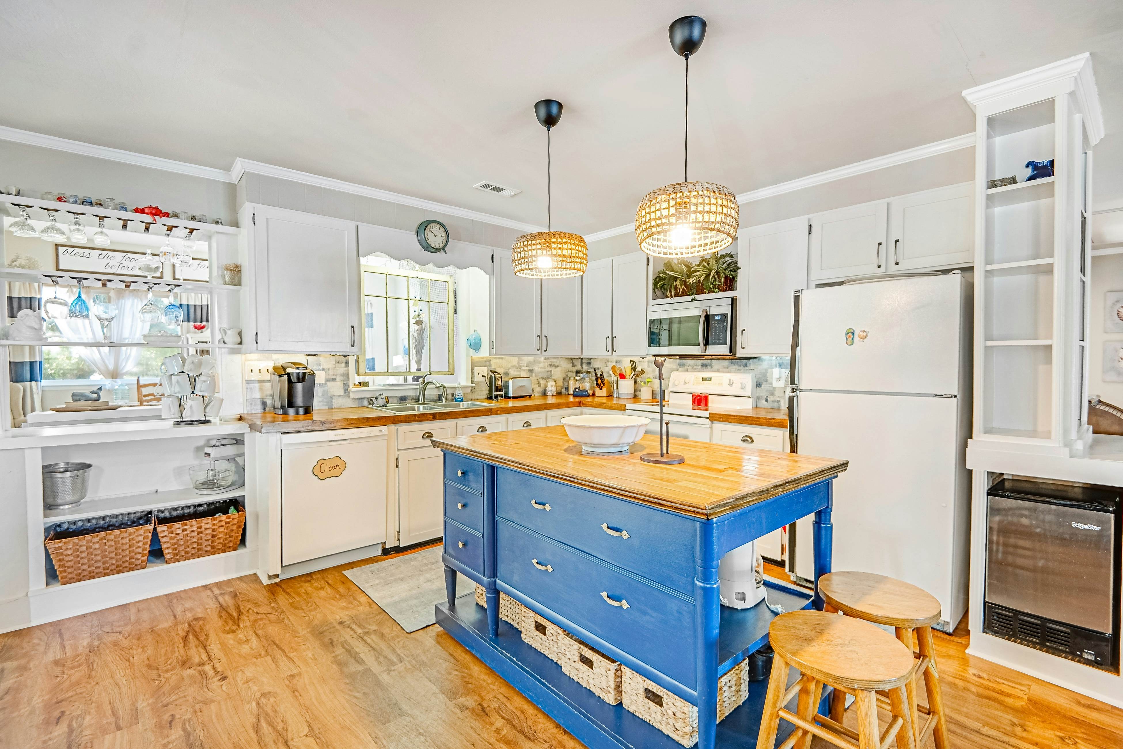 TB208C Bland's Landing