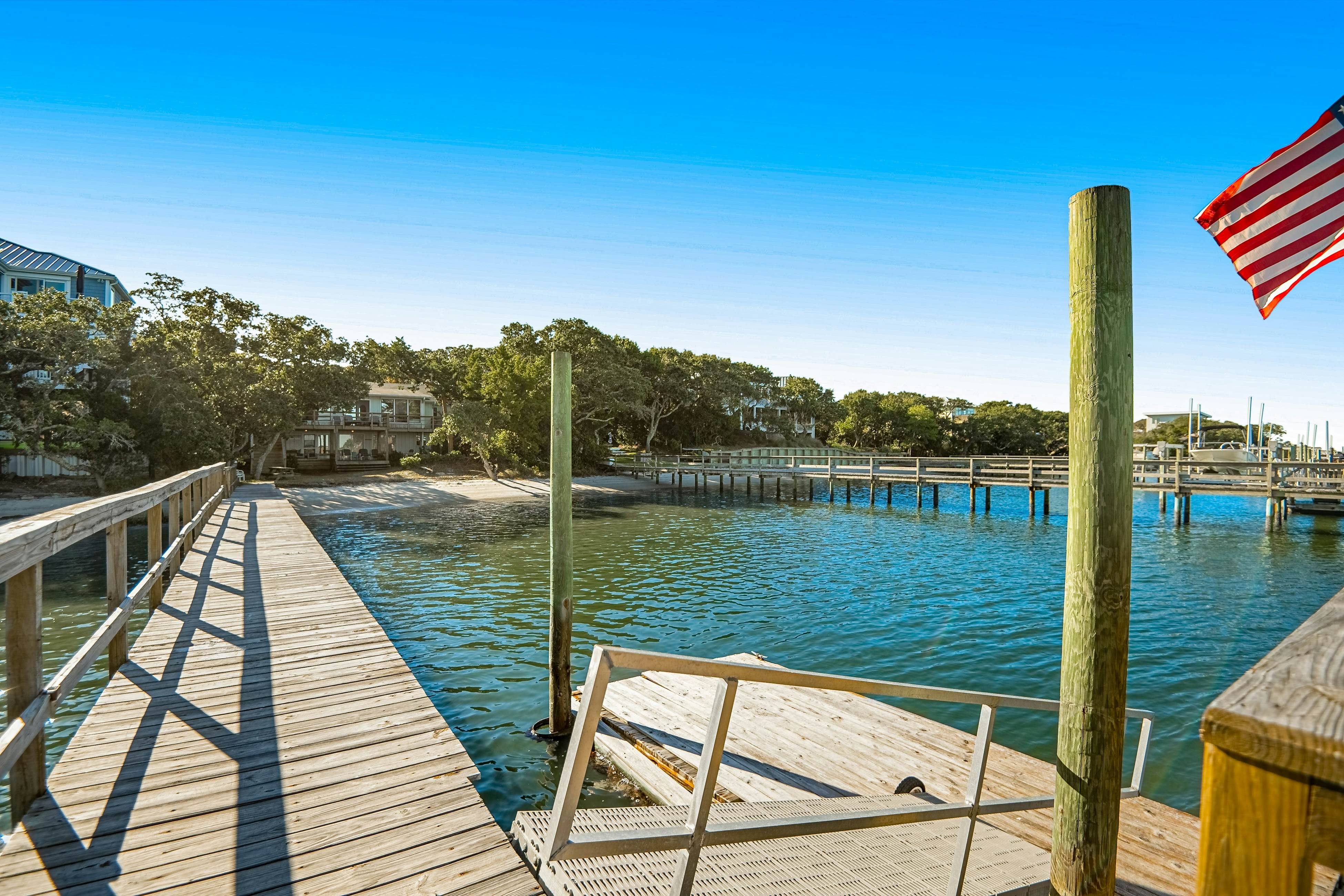 TB208C Bland's Landing