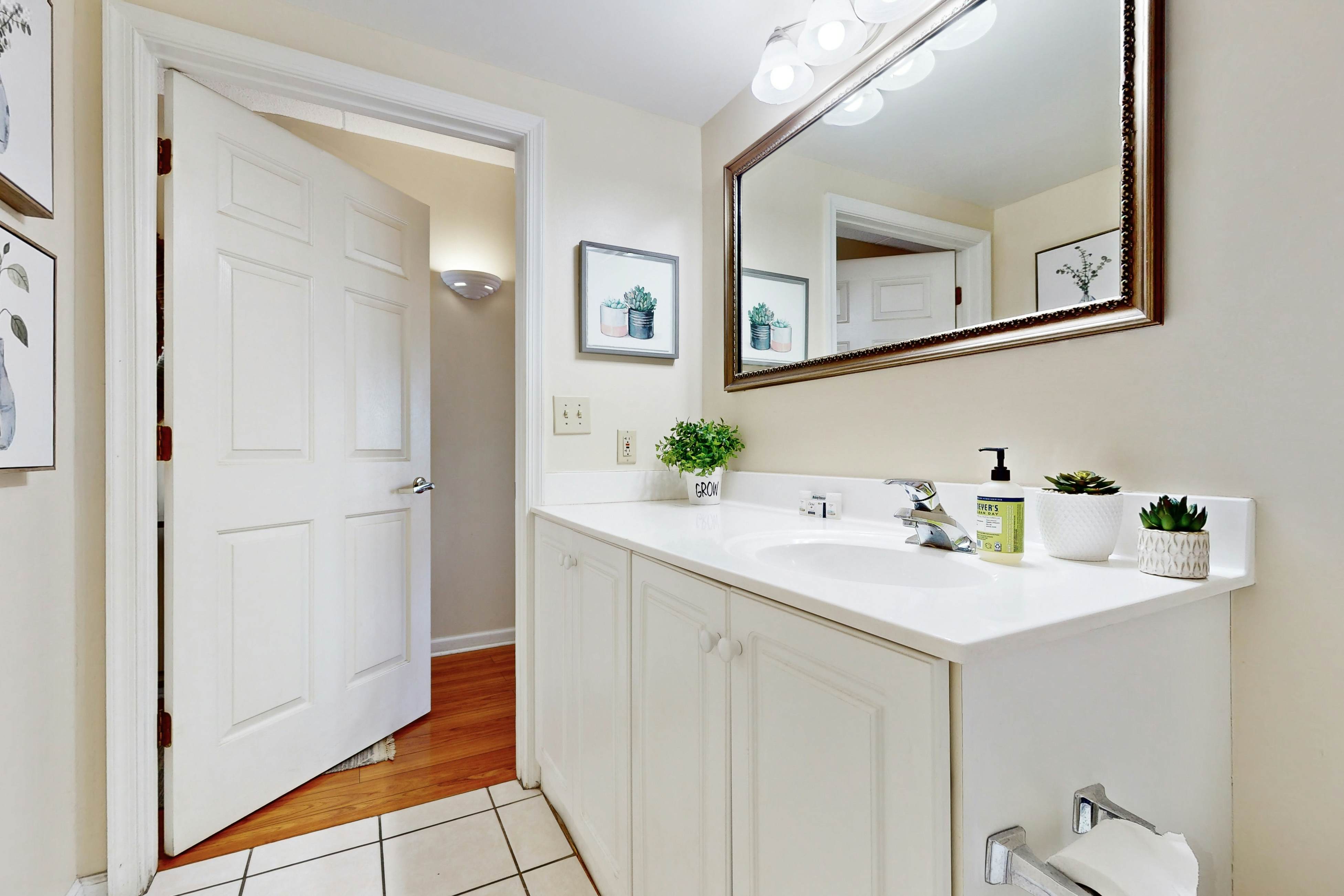 WI15 Water Street Condos Unit 208