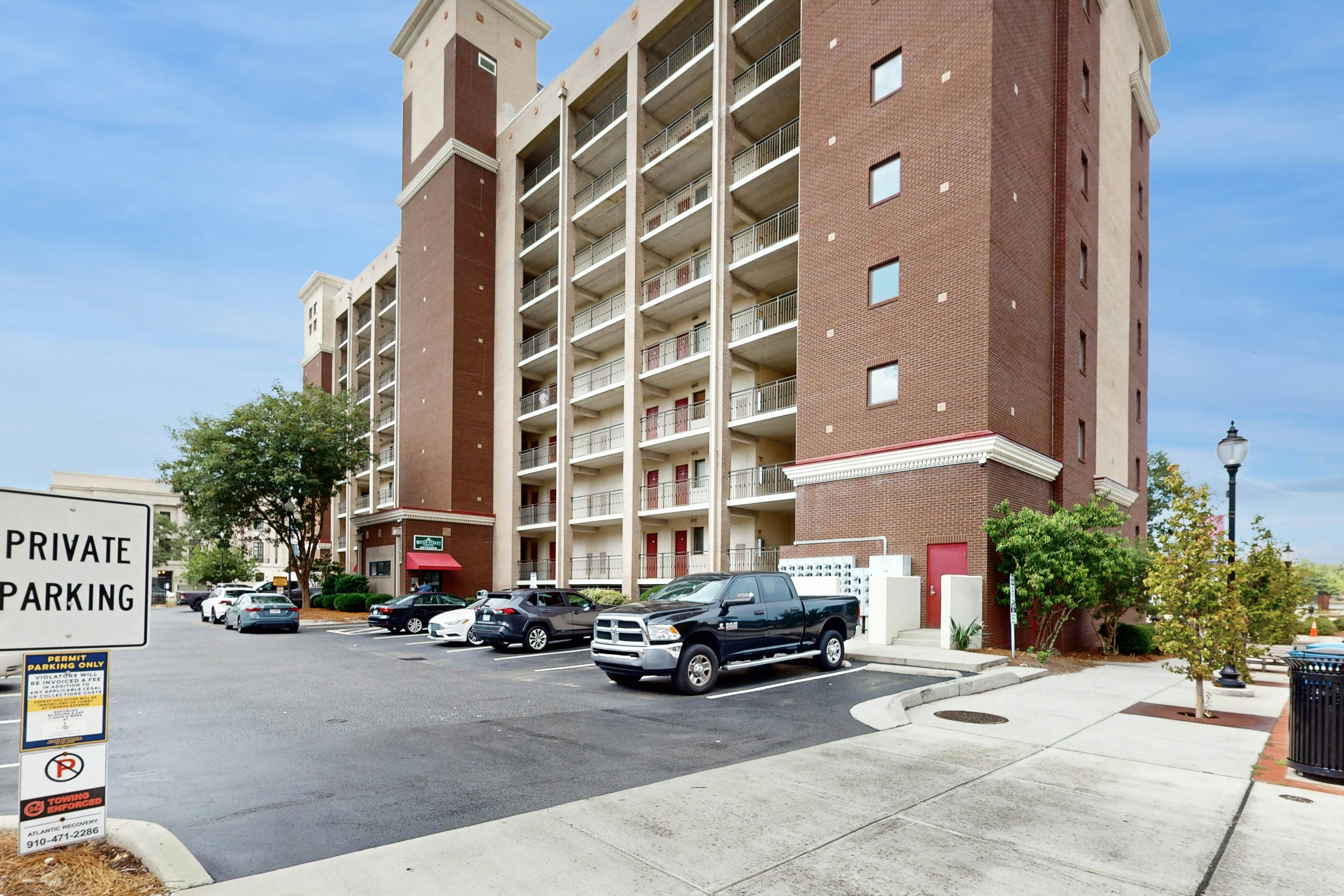 WI15 Water Street Condos Unit 208