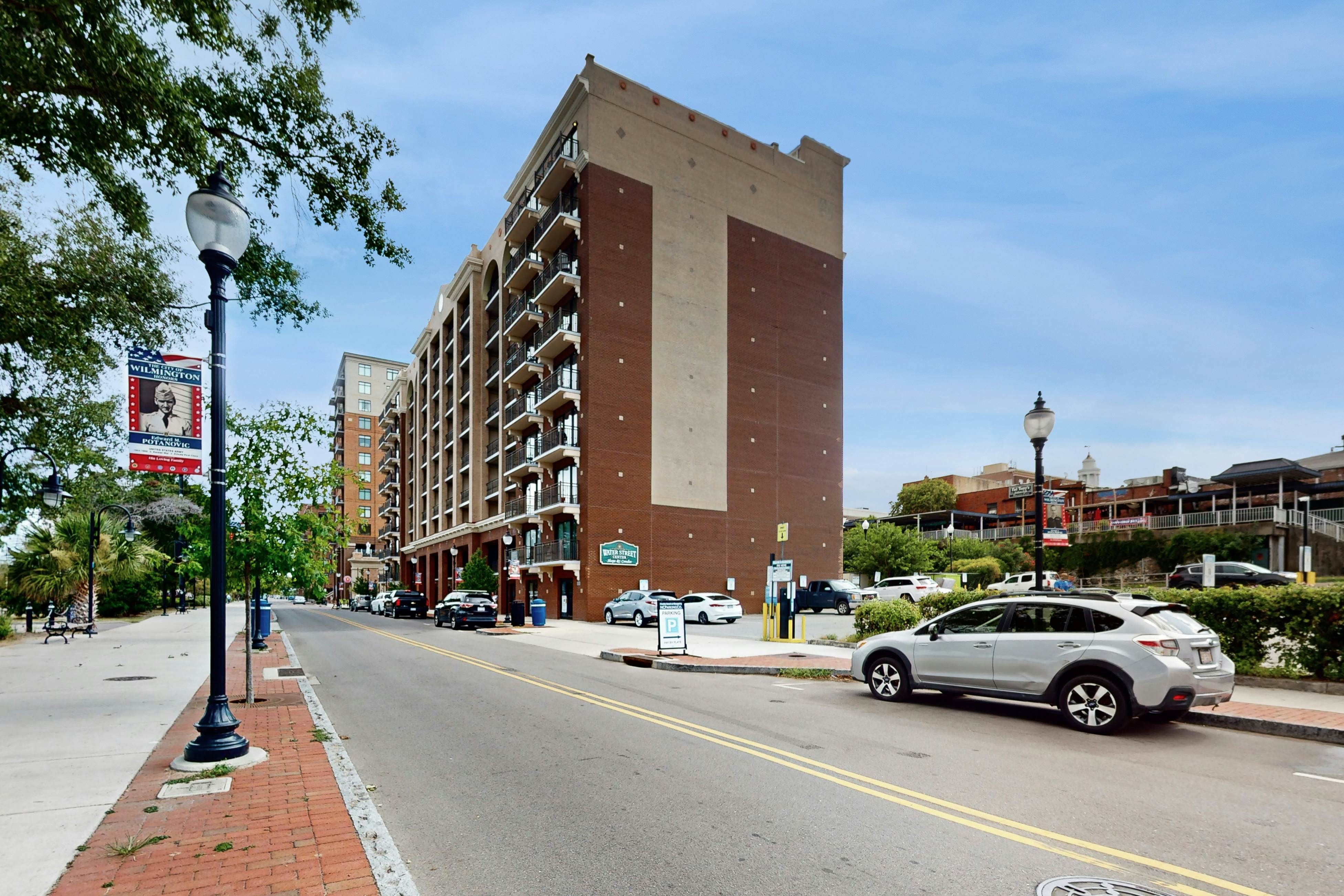 WI15 Water Street Condos Unit 208