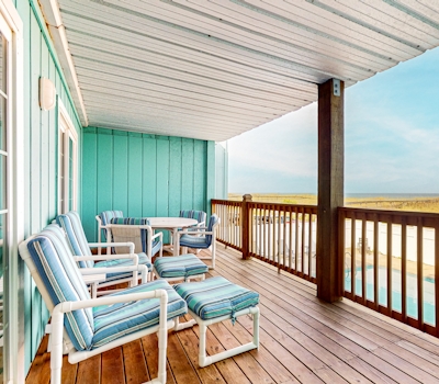 CB82 Turquoise Oasis