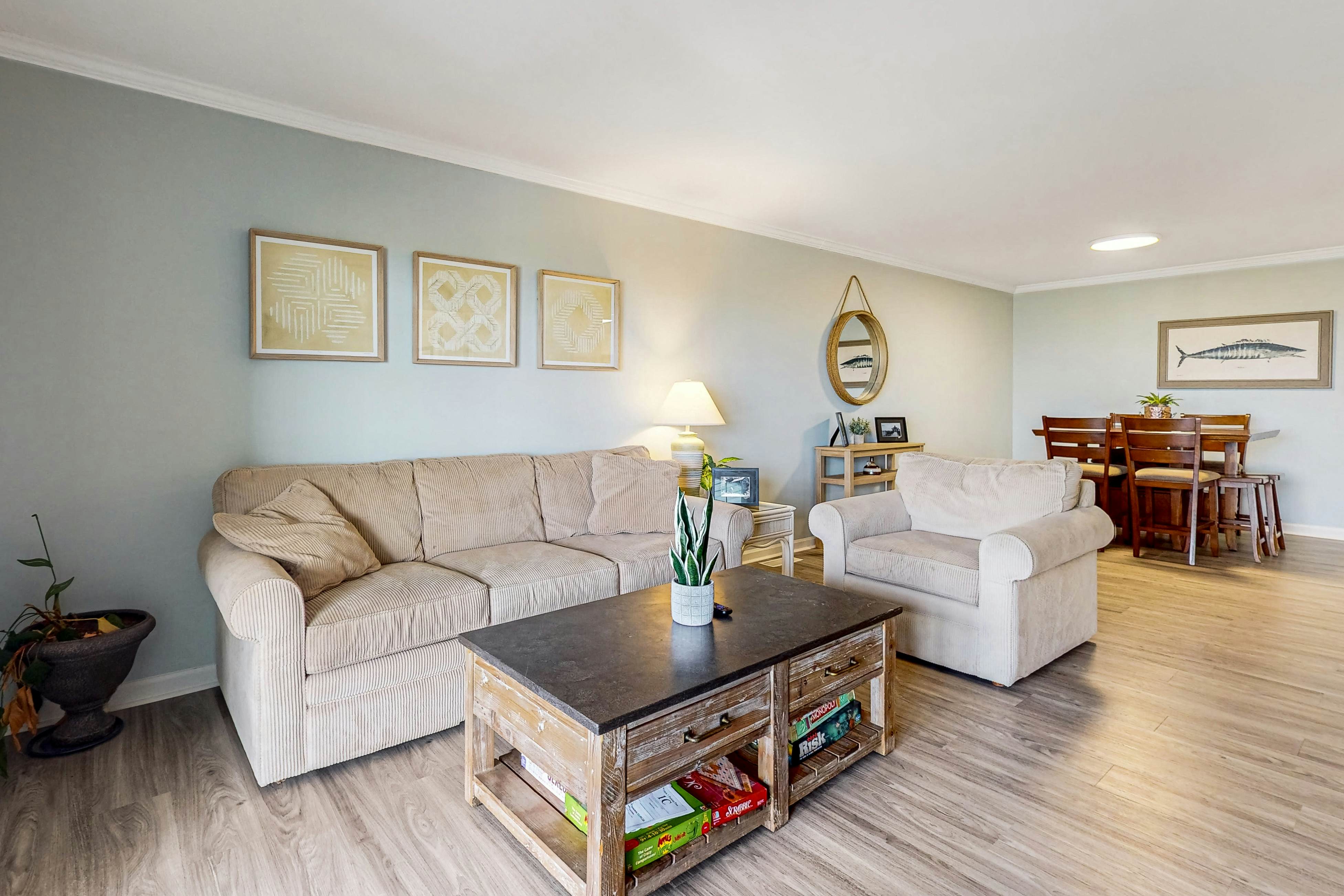 CB82 Turquoise Oasis