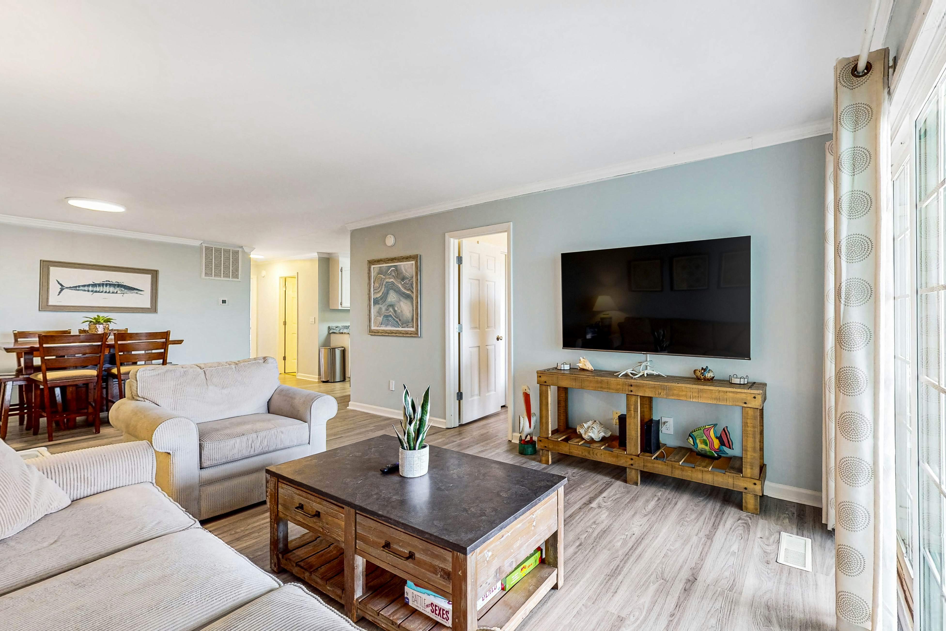 CB82 Turquoise Oasis