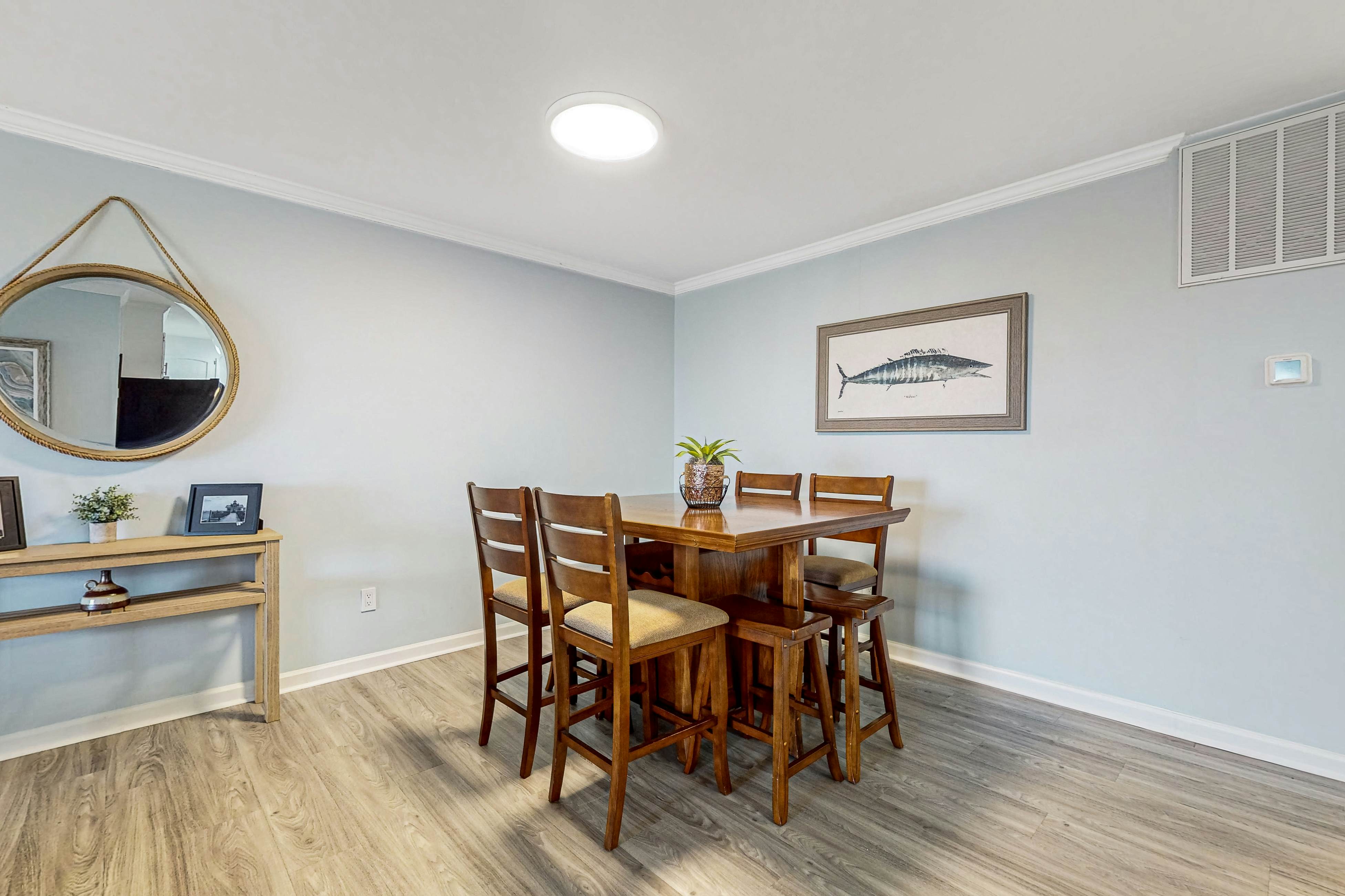 CB82 Turquoise Oasis