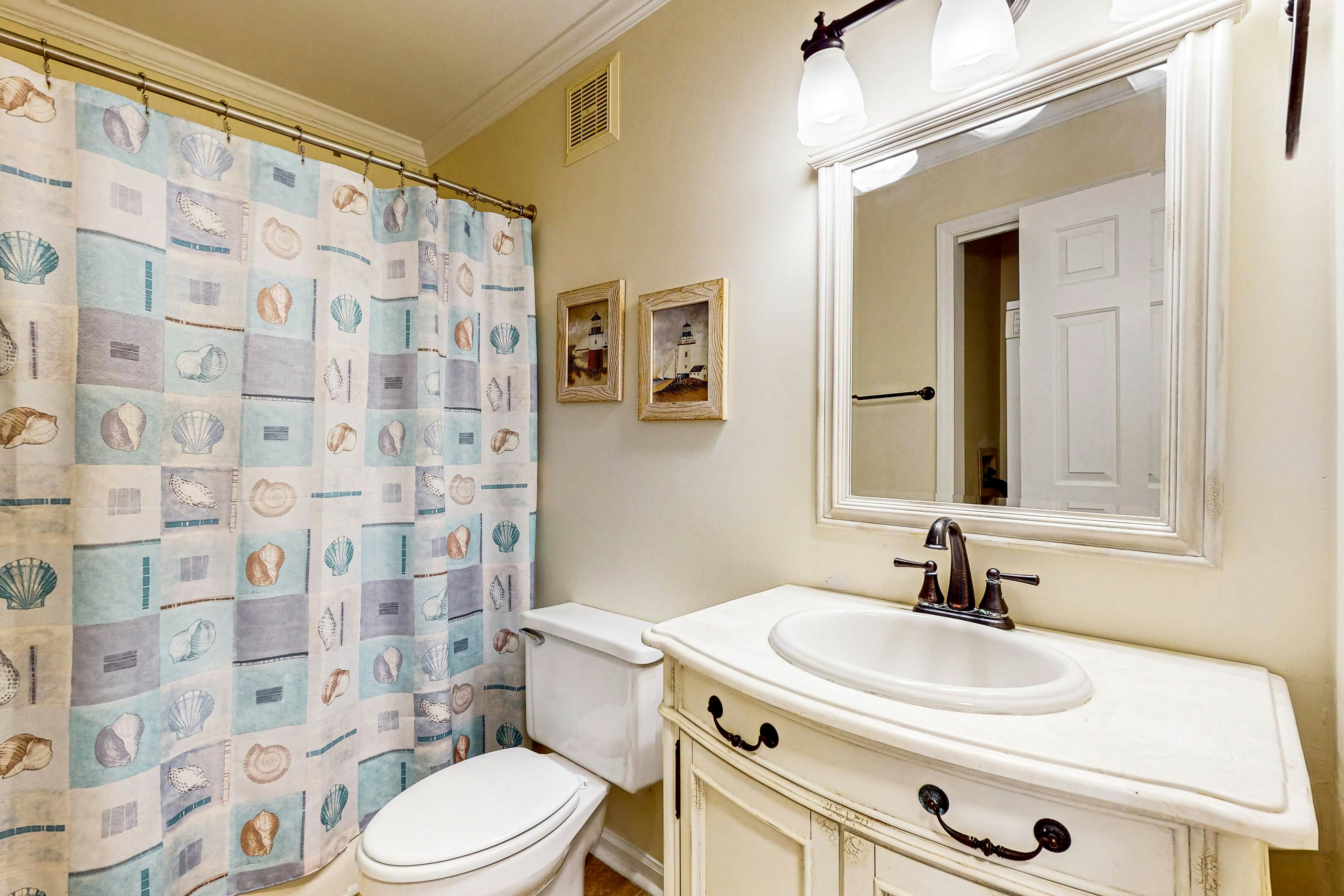 CB82 Turquoise Oasis