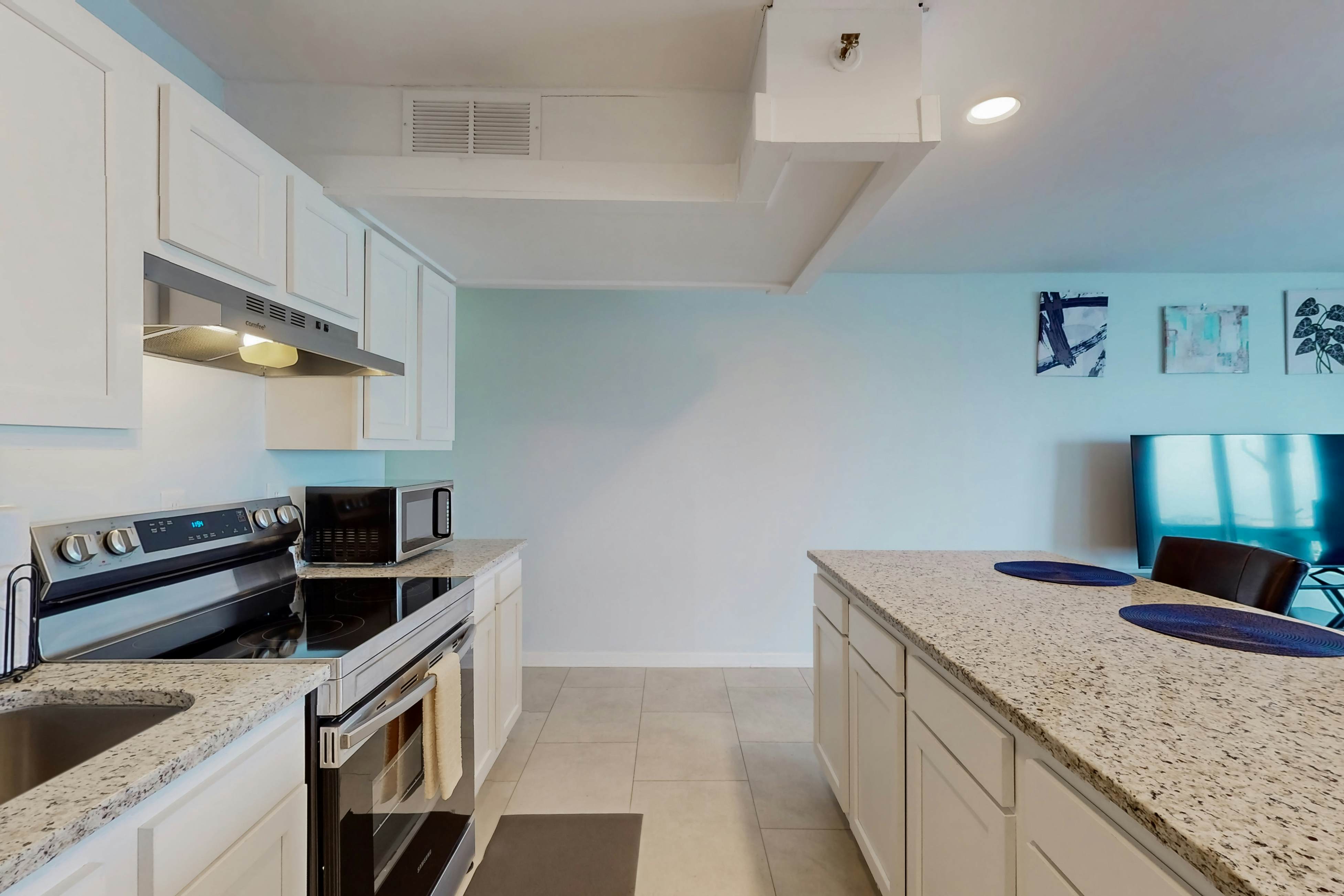 CB83 Charm of the Canal