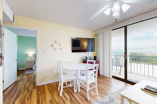 Oceanview condo with outdoor pool, ocean views and beach access