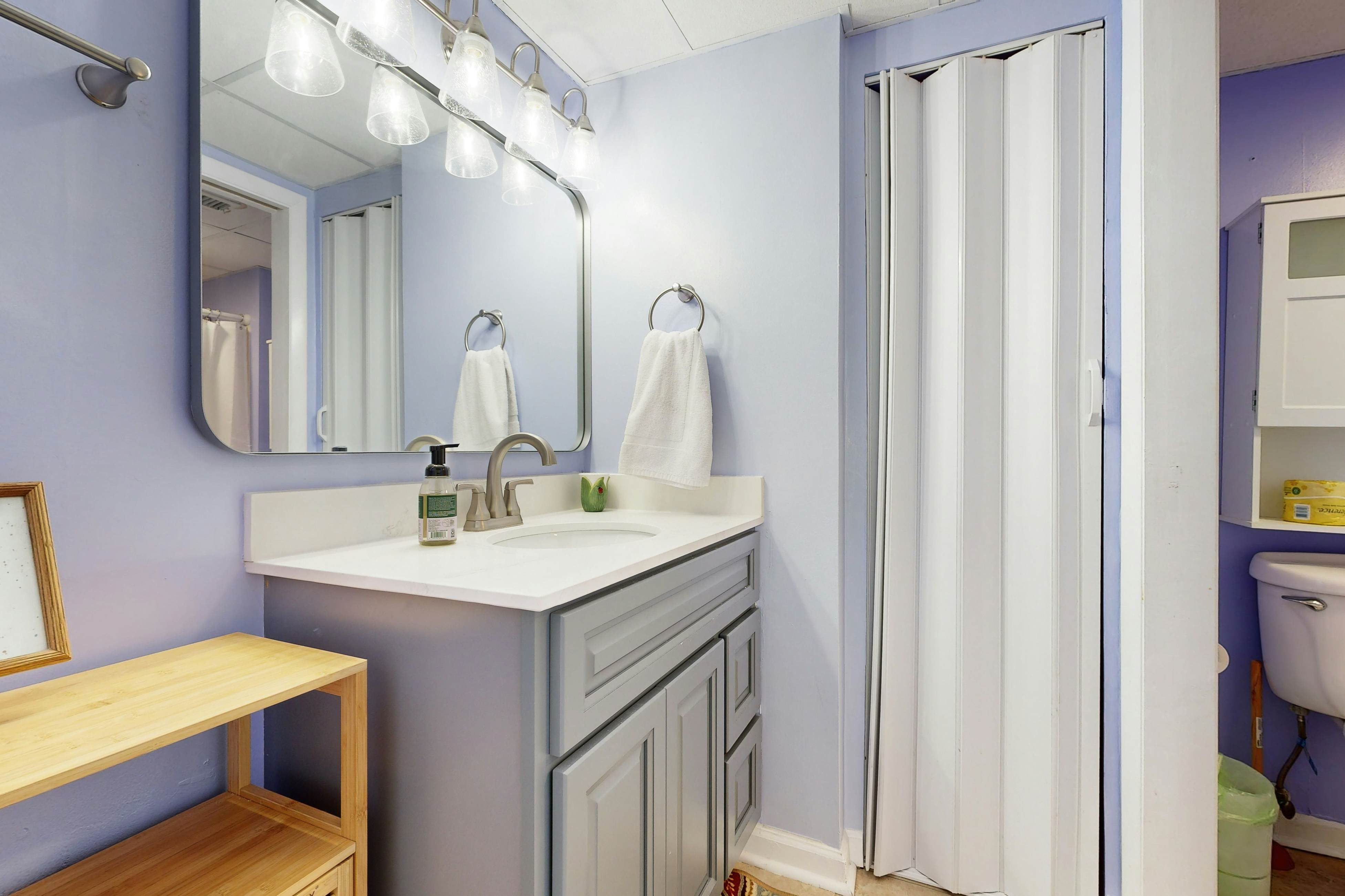 CB90 Almost Paradise