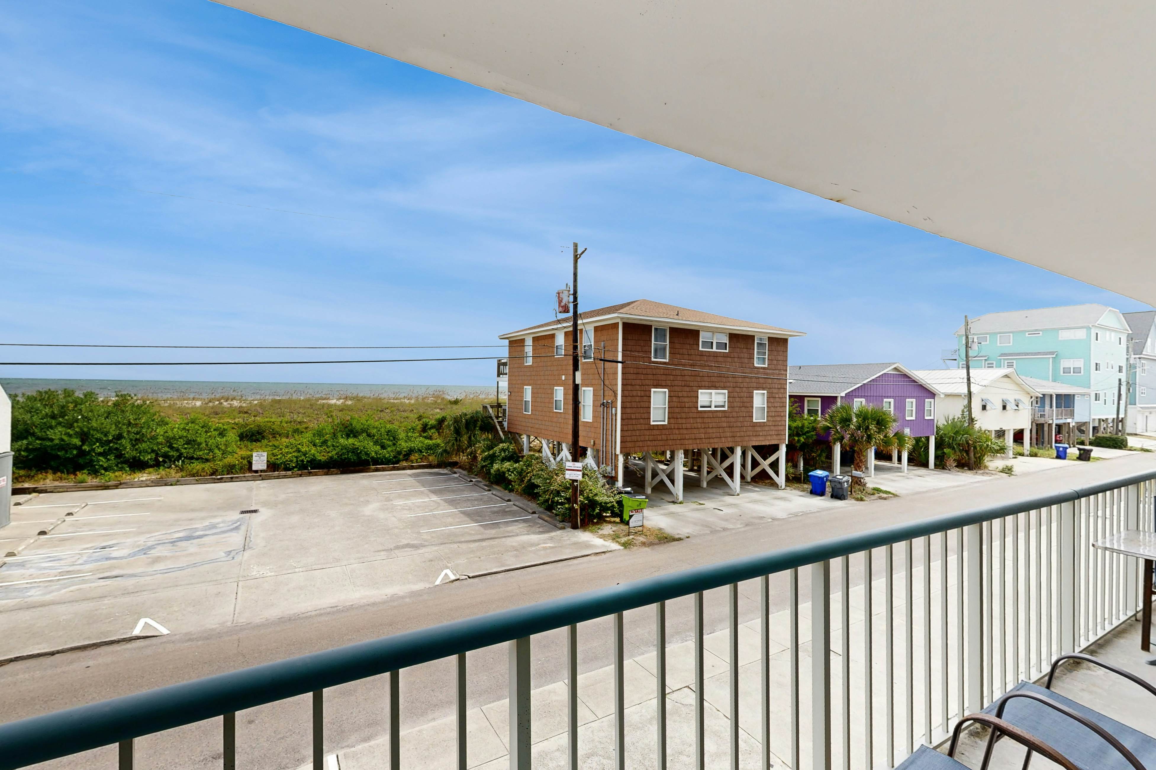 CB90 Almost Paradise