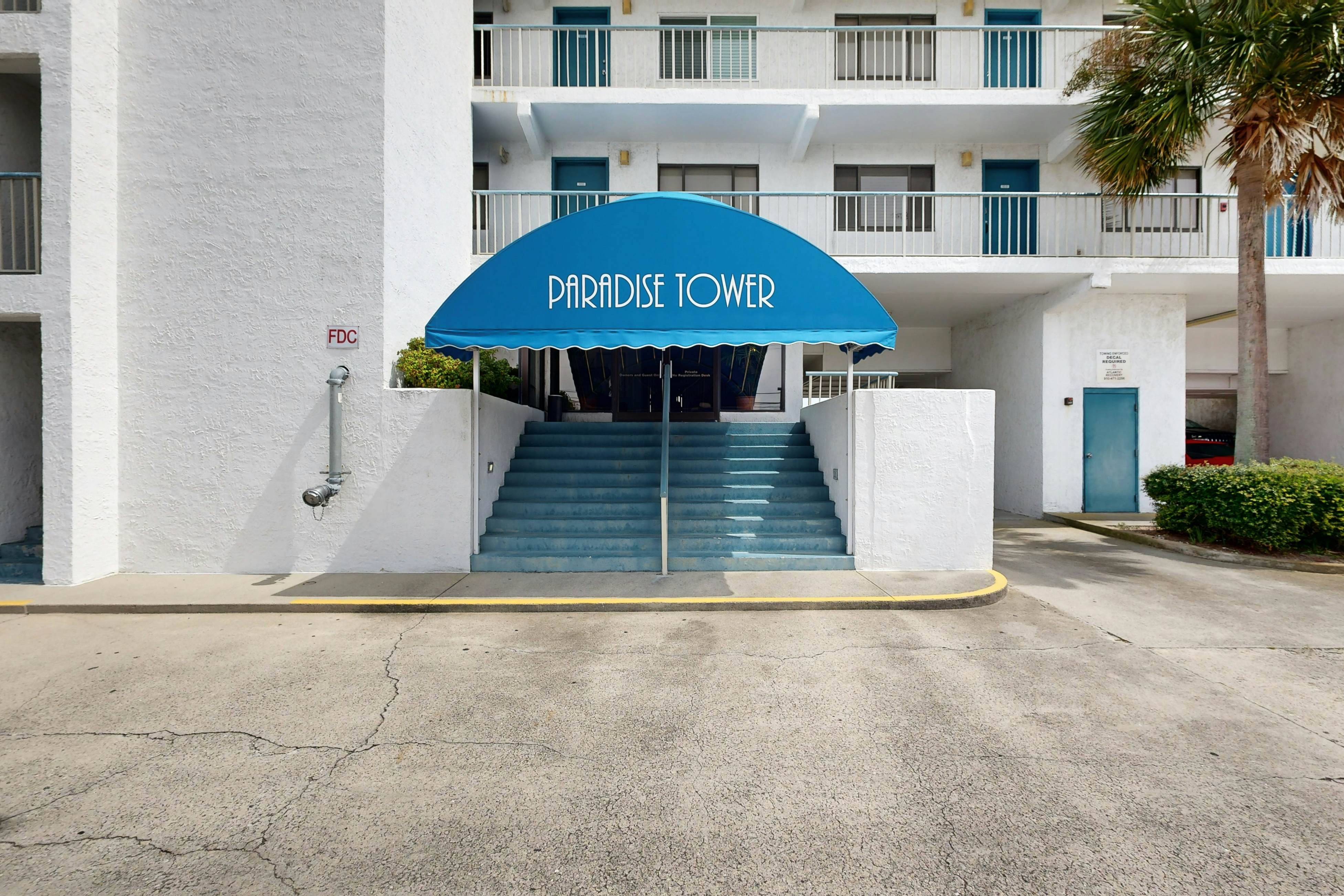 CB90 Almost Paradise