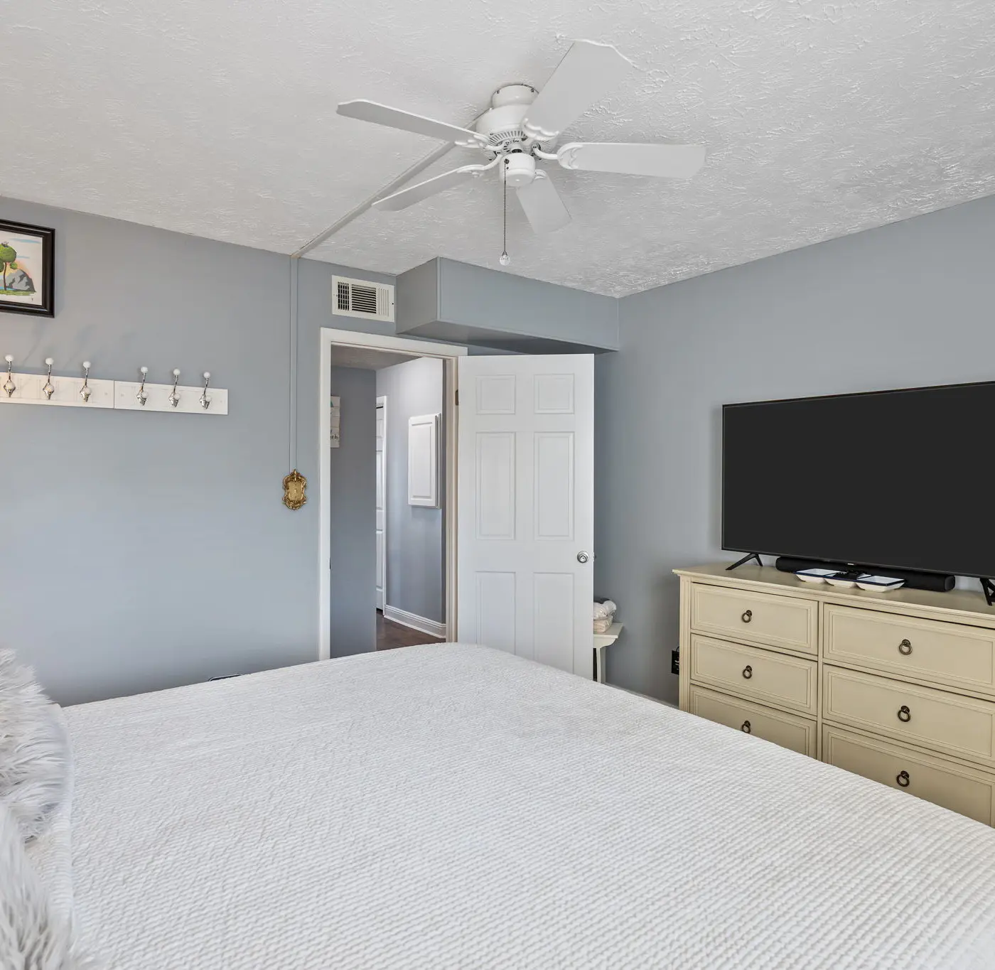 CB92 Million Pebbles