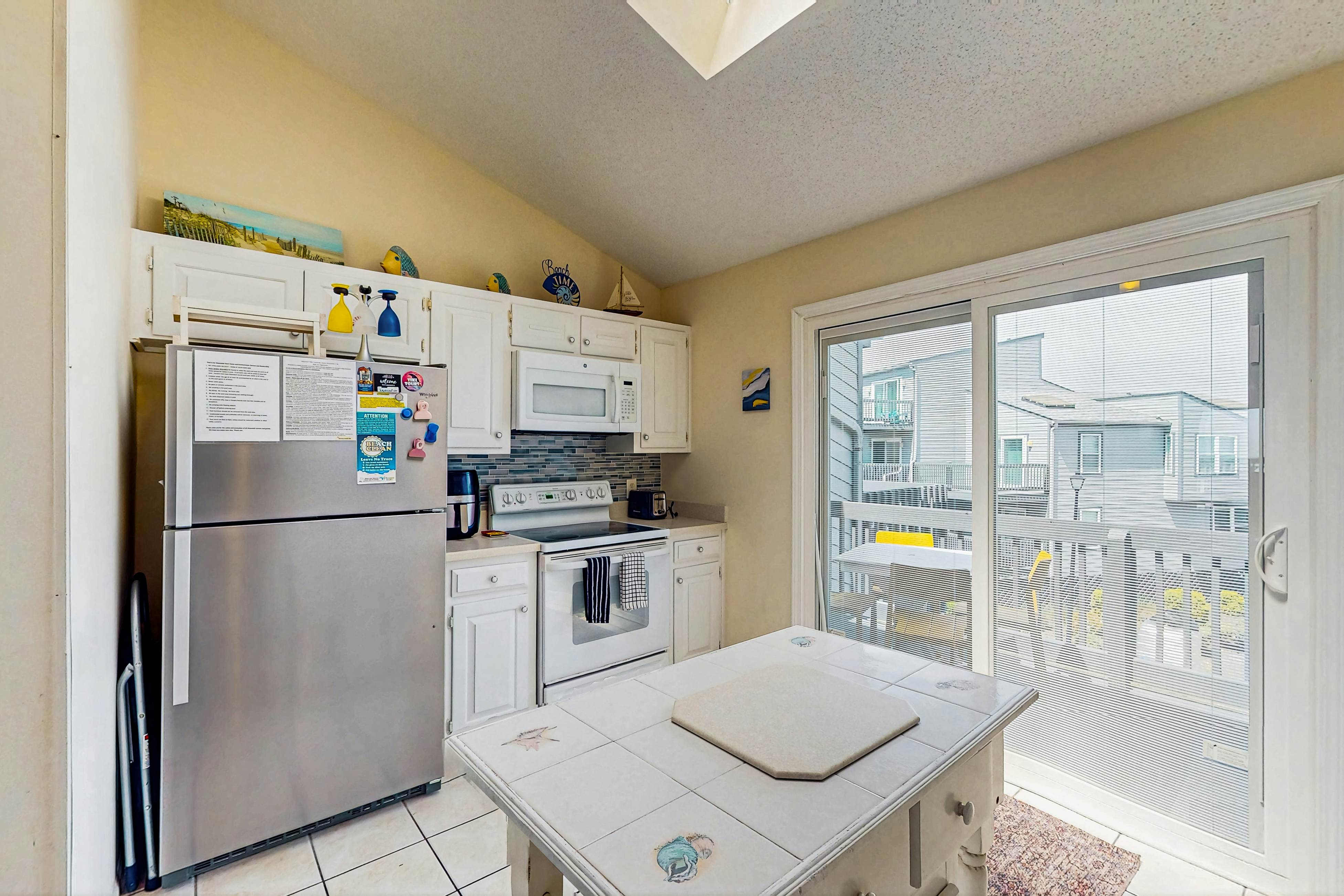 NTBSW223 Shipwatch II 223