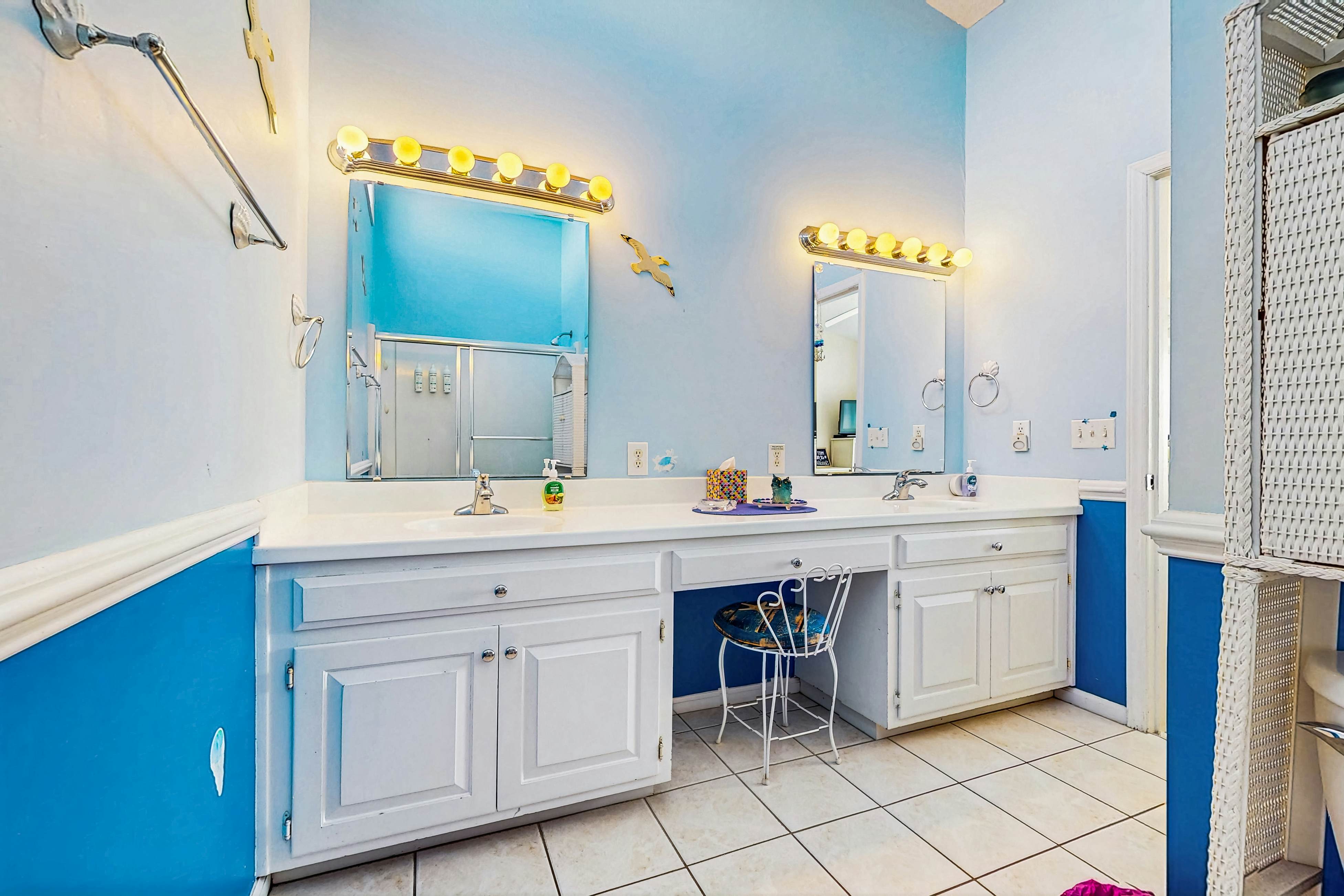 NTBSW223 Shipwatch II 223